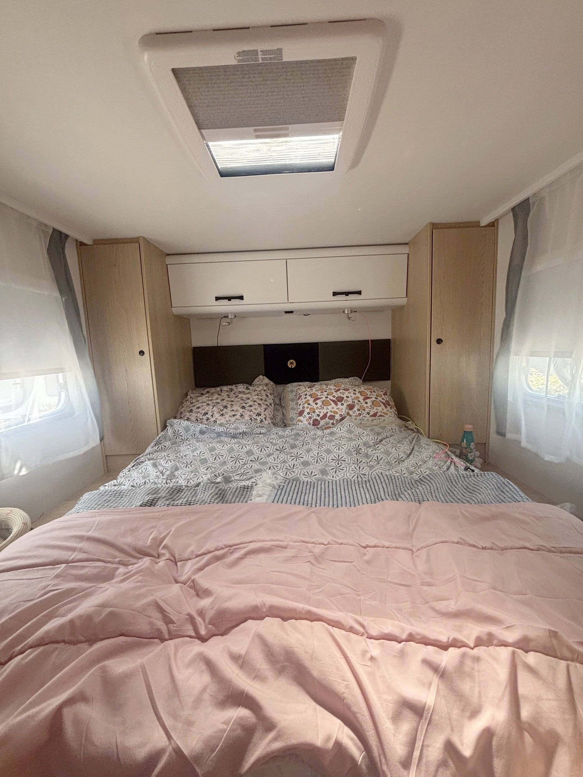 Couchages Citroën Jumper 2,0 l 160 ch - Yescapa