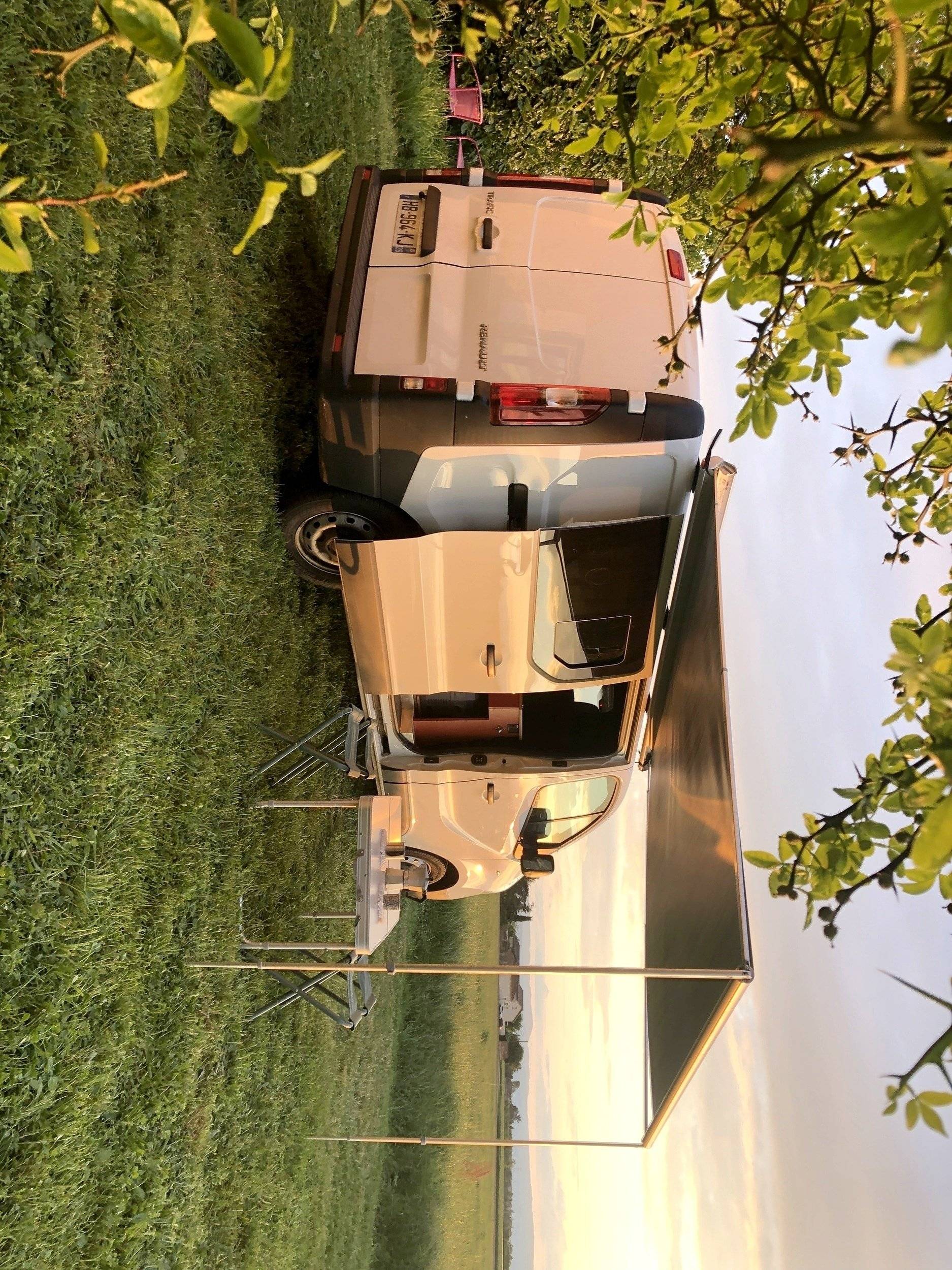 Renault Trafic 2L grand confort 145cv