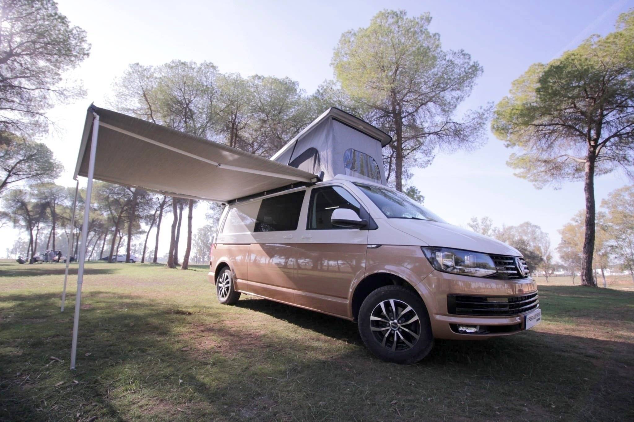 Voorkant 3/4 Volkswagen Volkswagen Transporter - Yescapa