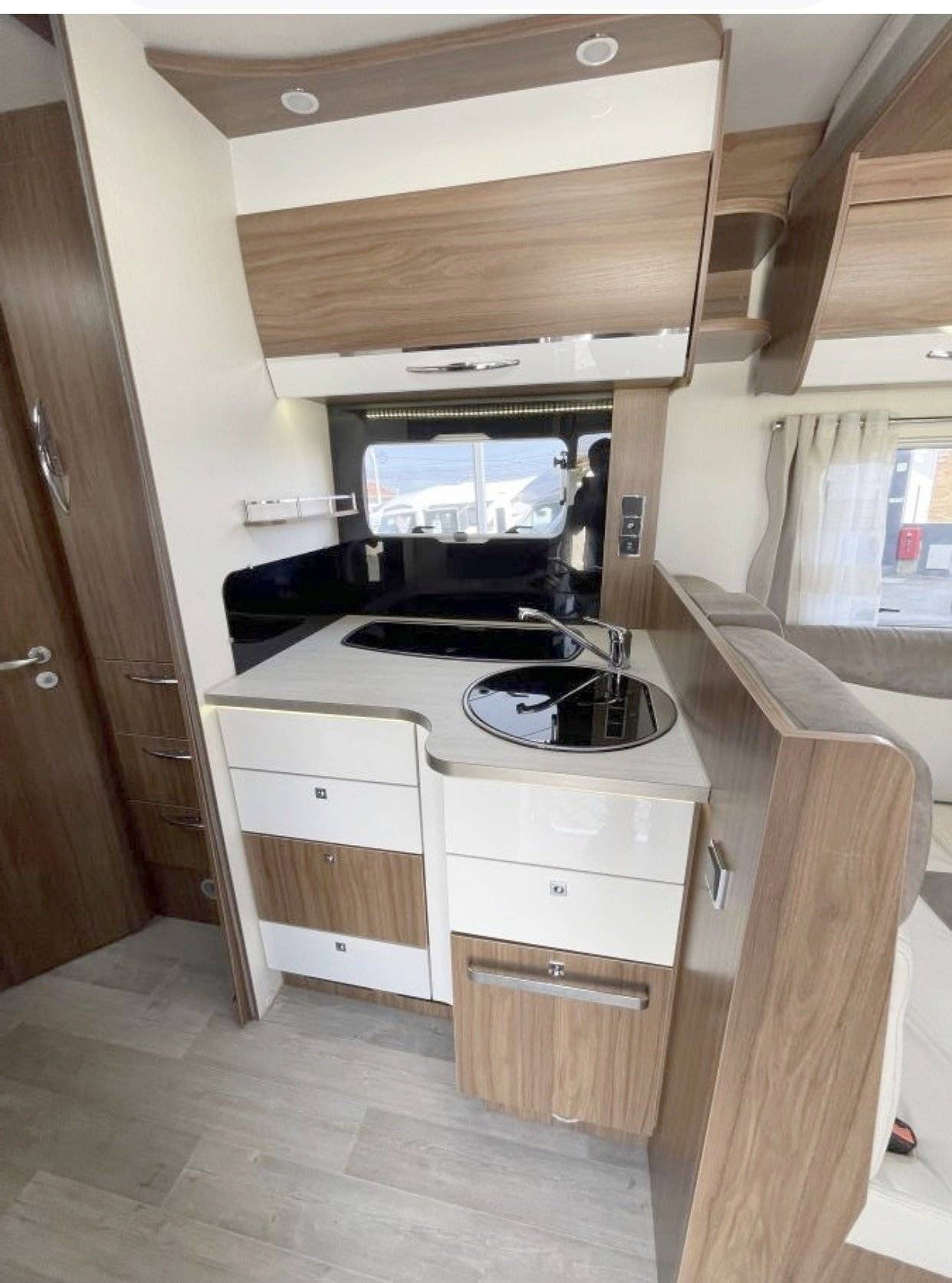 Pilote P716 P Essentiel