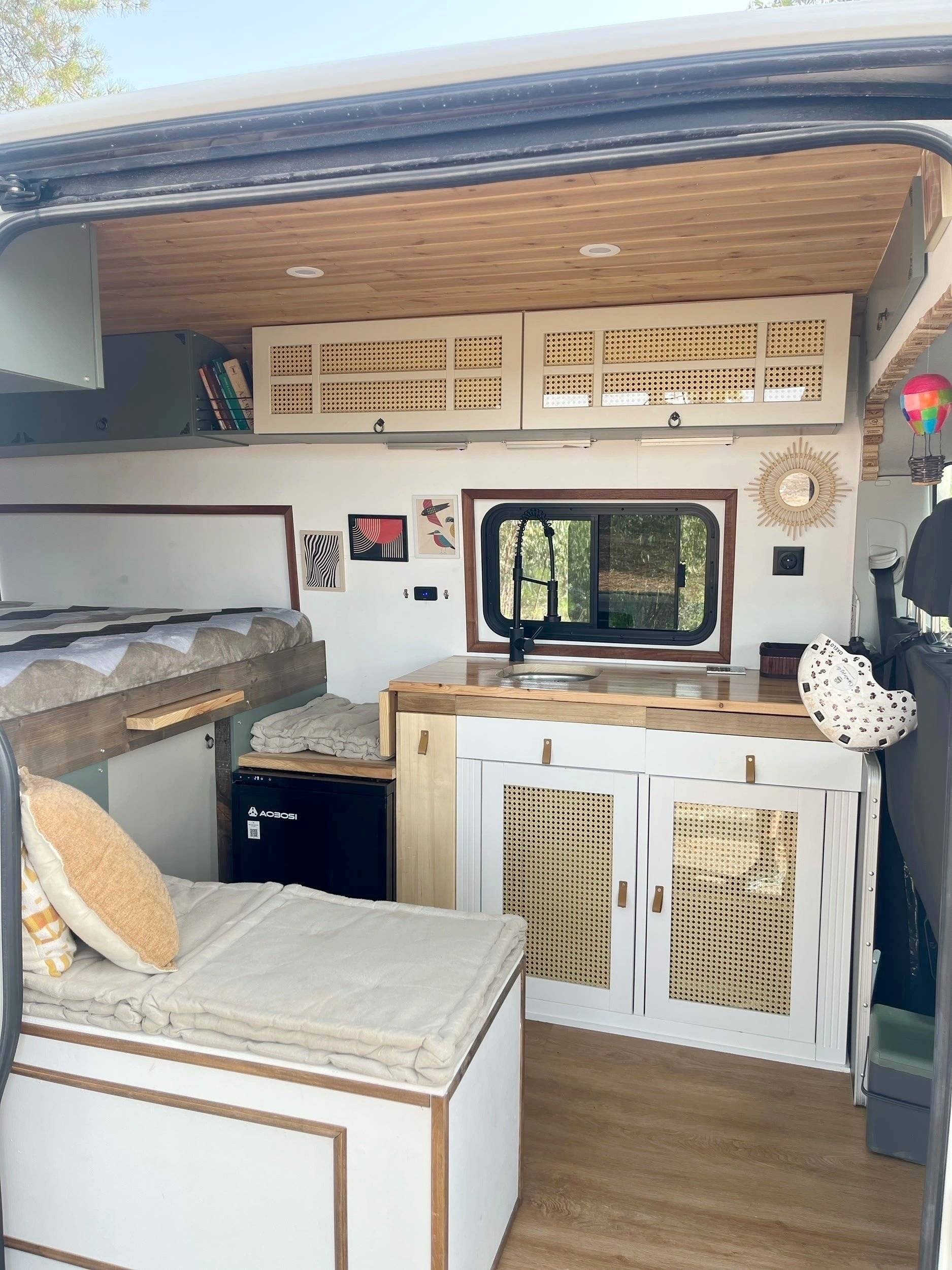 Menjador Volkswagen Volkswagen Crafter - Yescapa