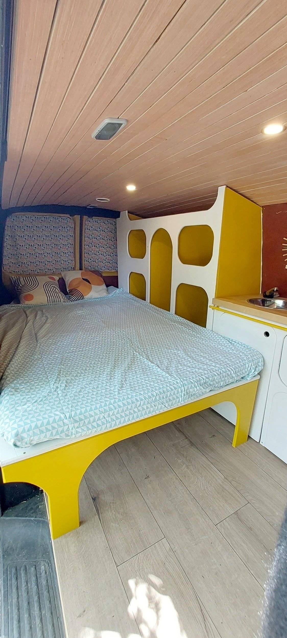 Volkswagen T5 2 l 140 ch