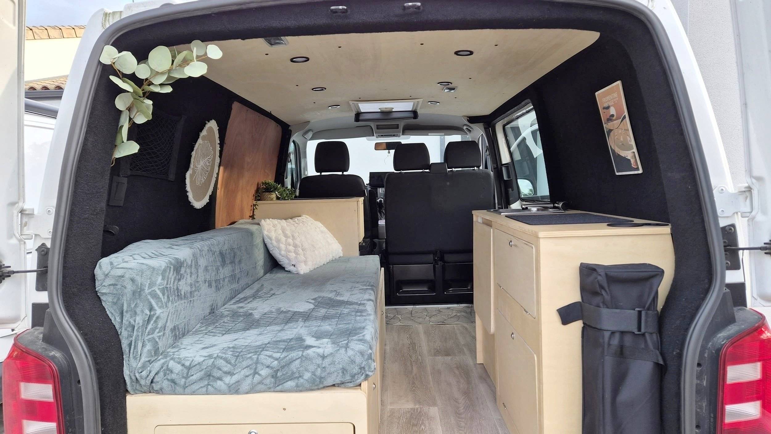 Volkswagen T6 2 l TDI 150 ch