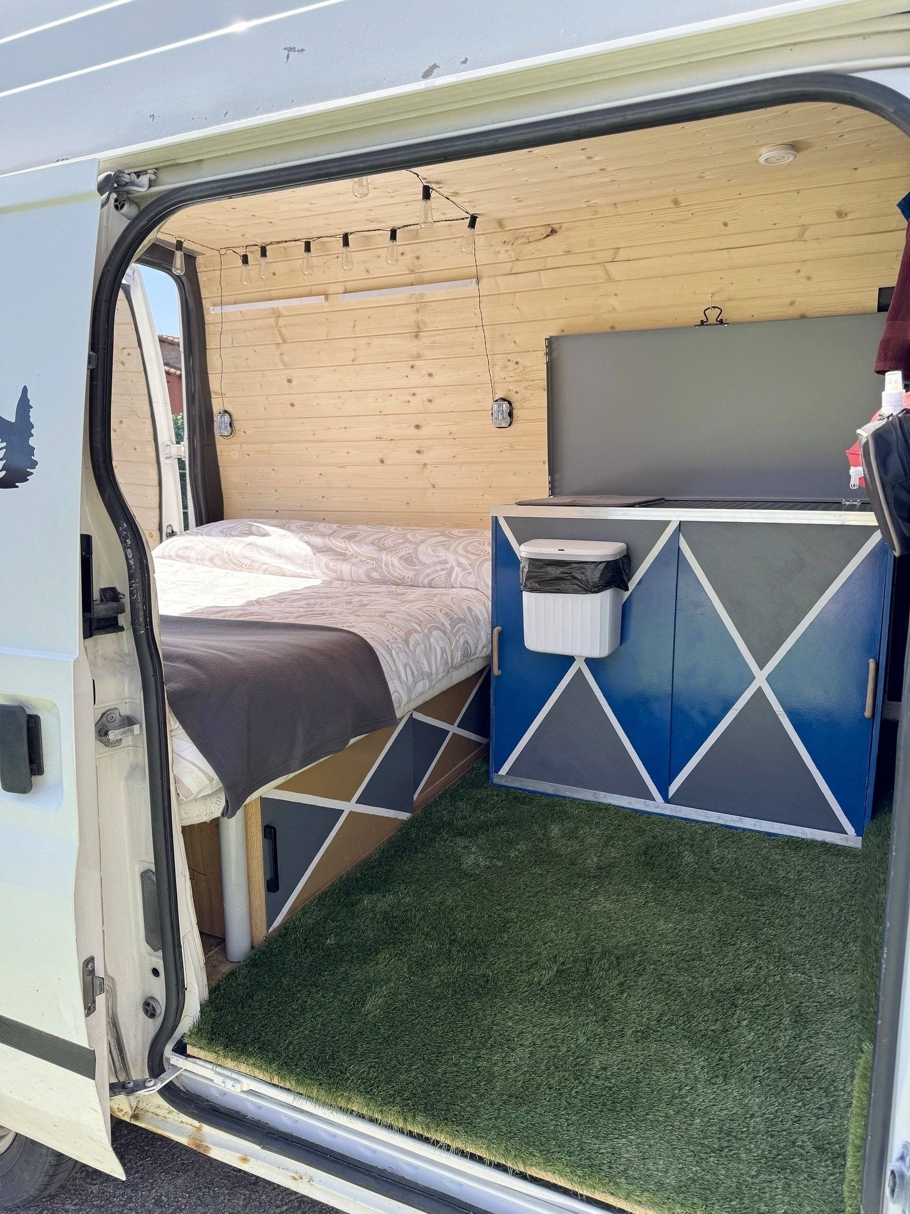 Ford Transit Old Town