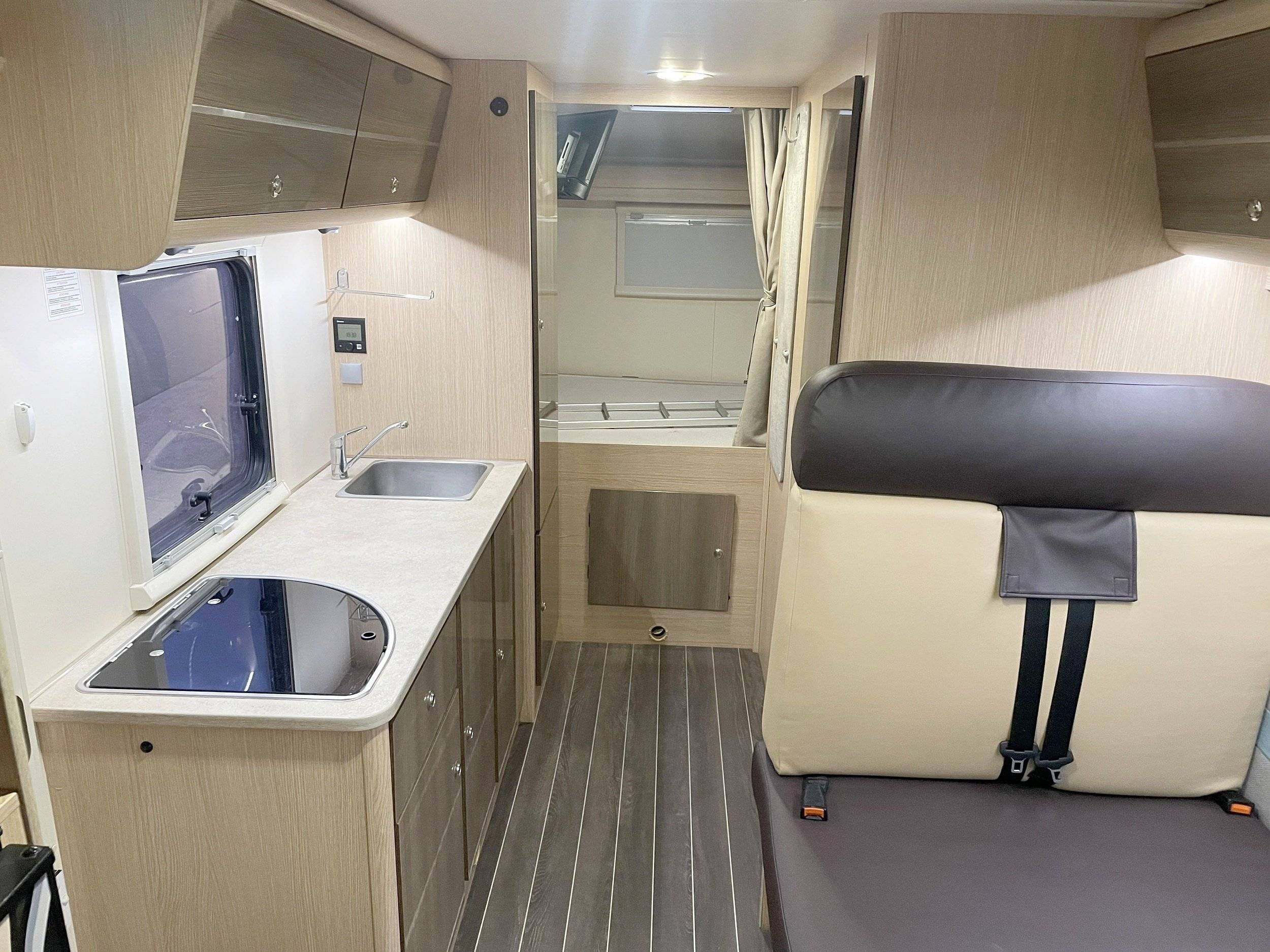 Comedor Renault Master 2,3 l 130 ch - Yescapa