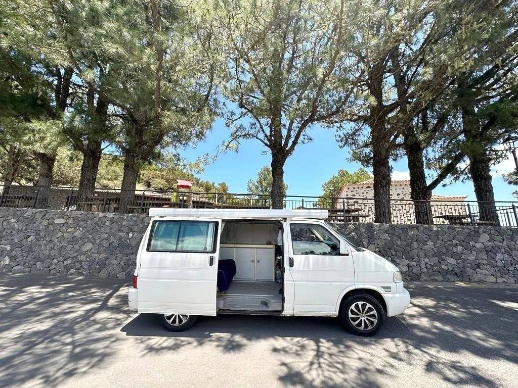 Volkswagen California