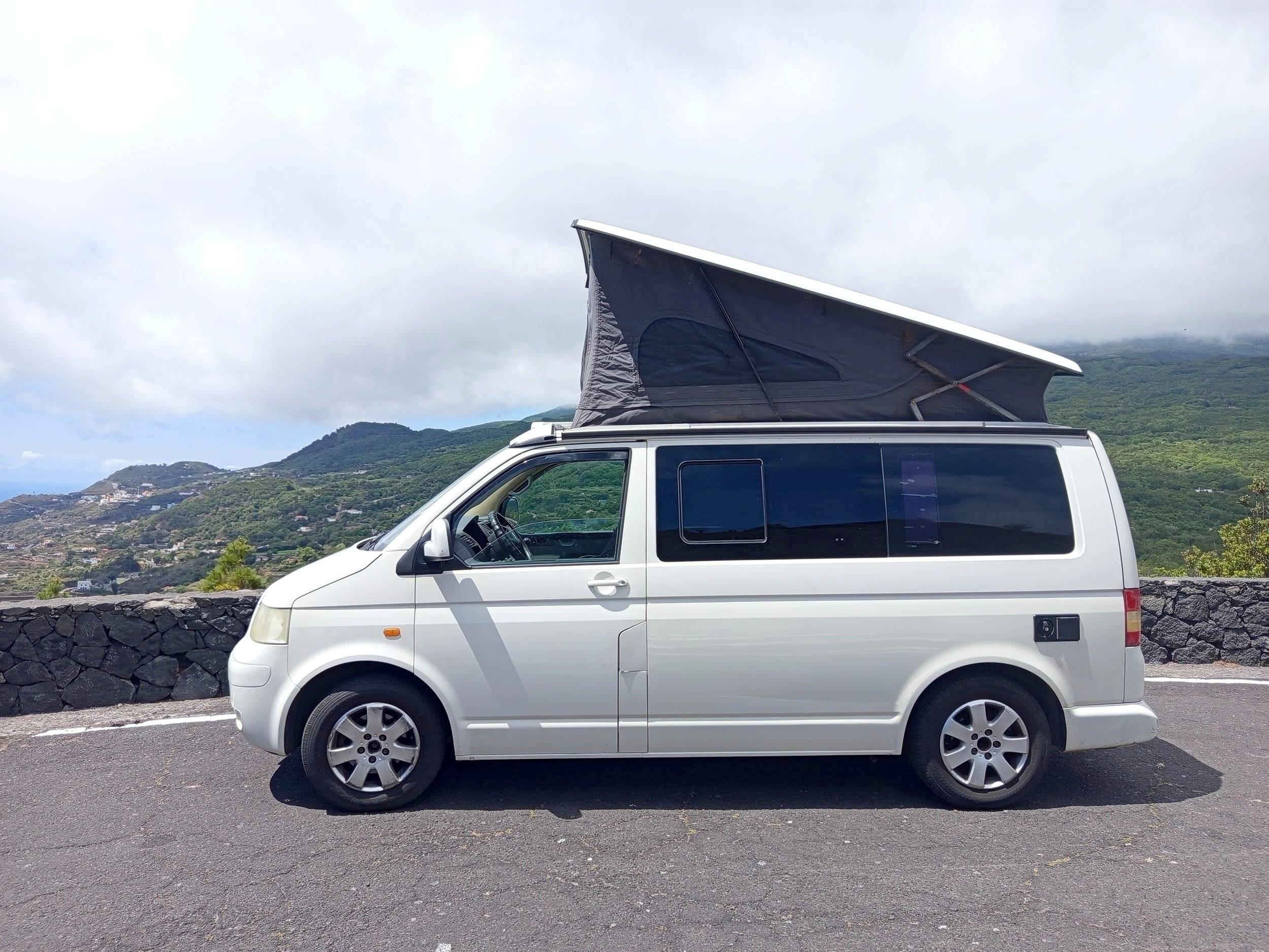 Volkswagen T5 2,0 l 102 ch