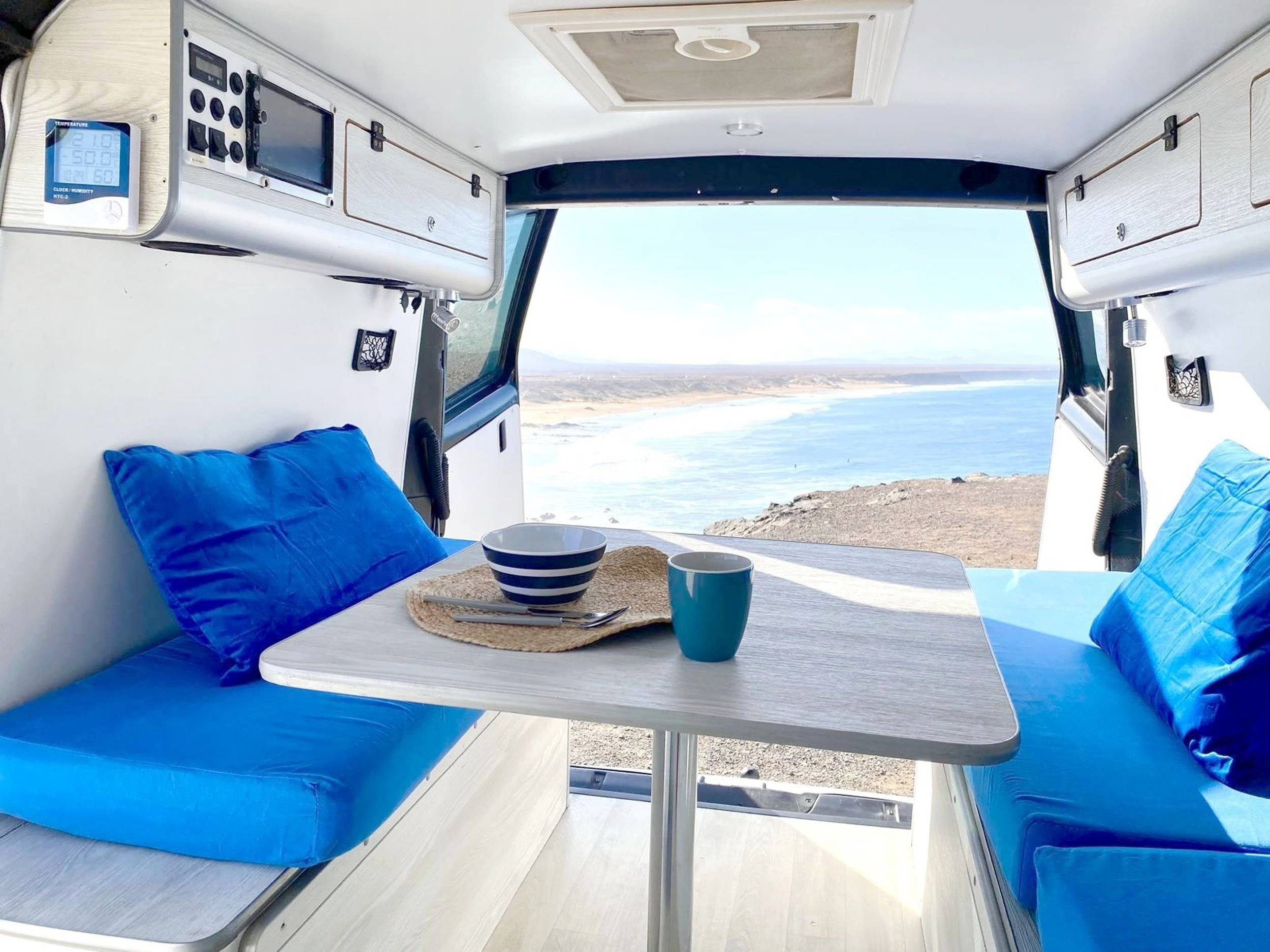 Volkswagen Transporter T4 2.4D