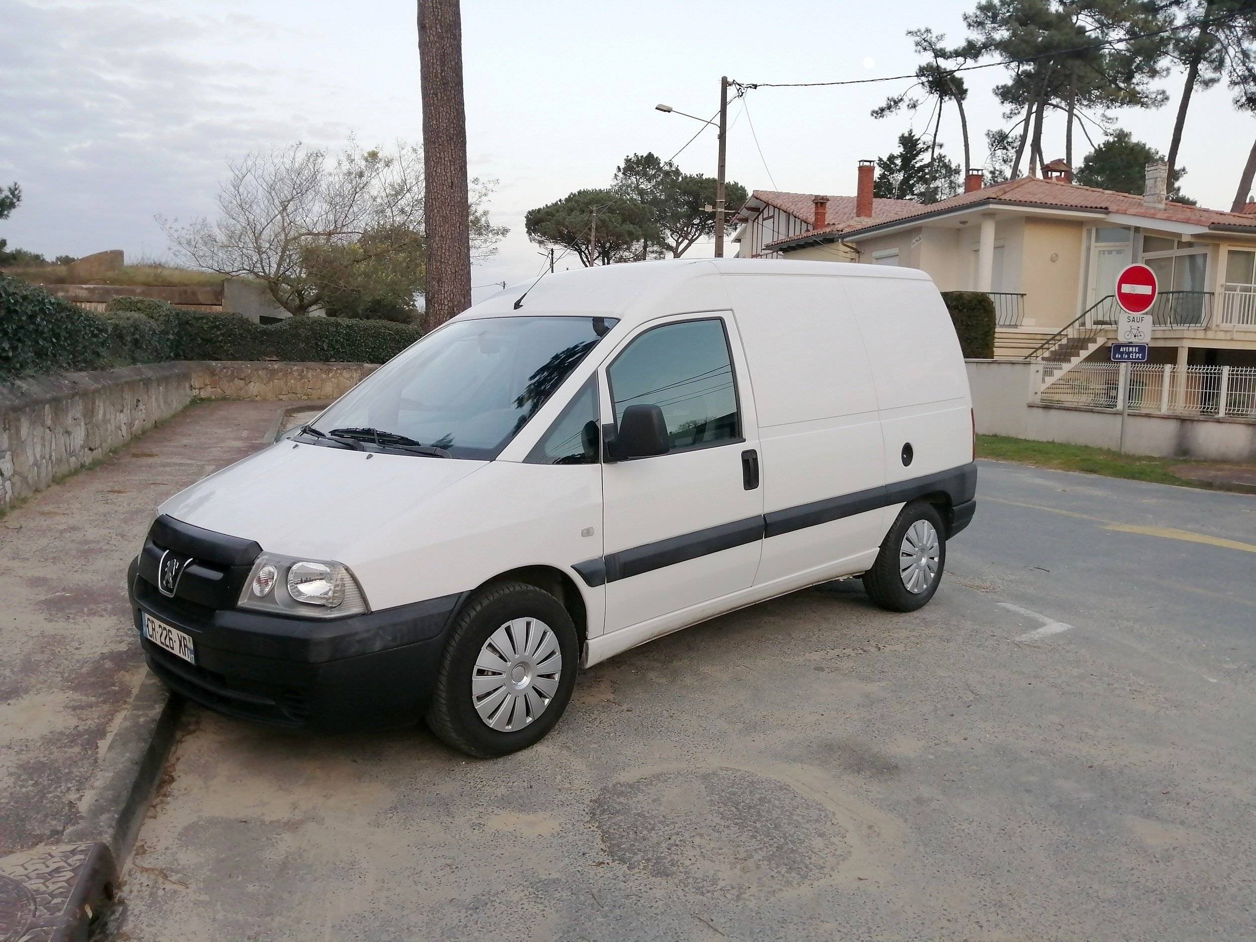 Peugeot Expert 2 l 120 ch