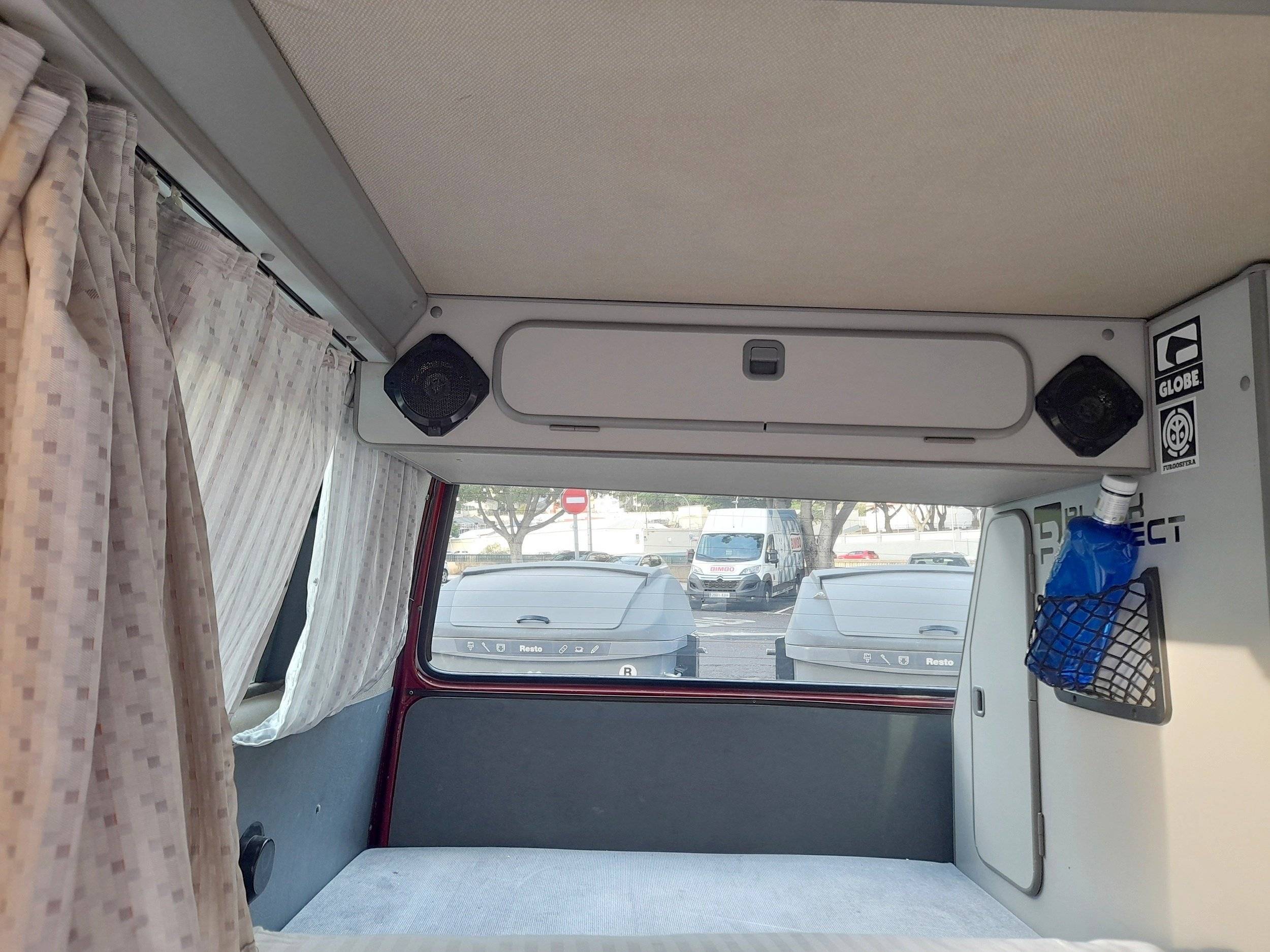 Schlafplätze Volkswagen VOLKSWAGEN CALIFORNIA - Yescapa