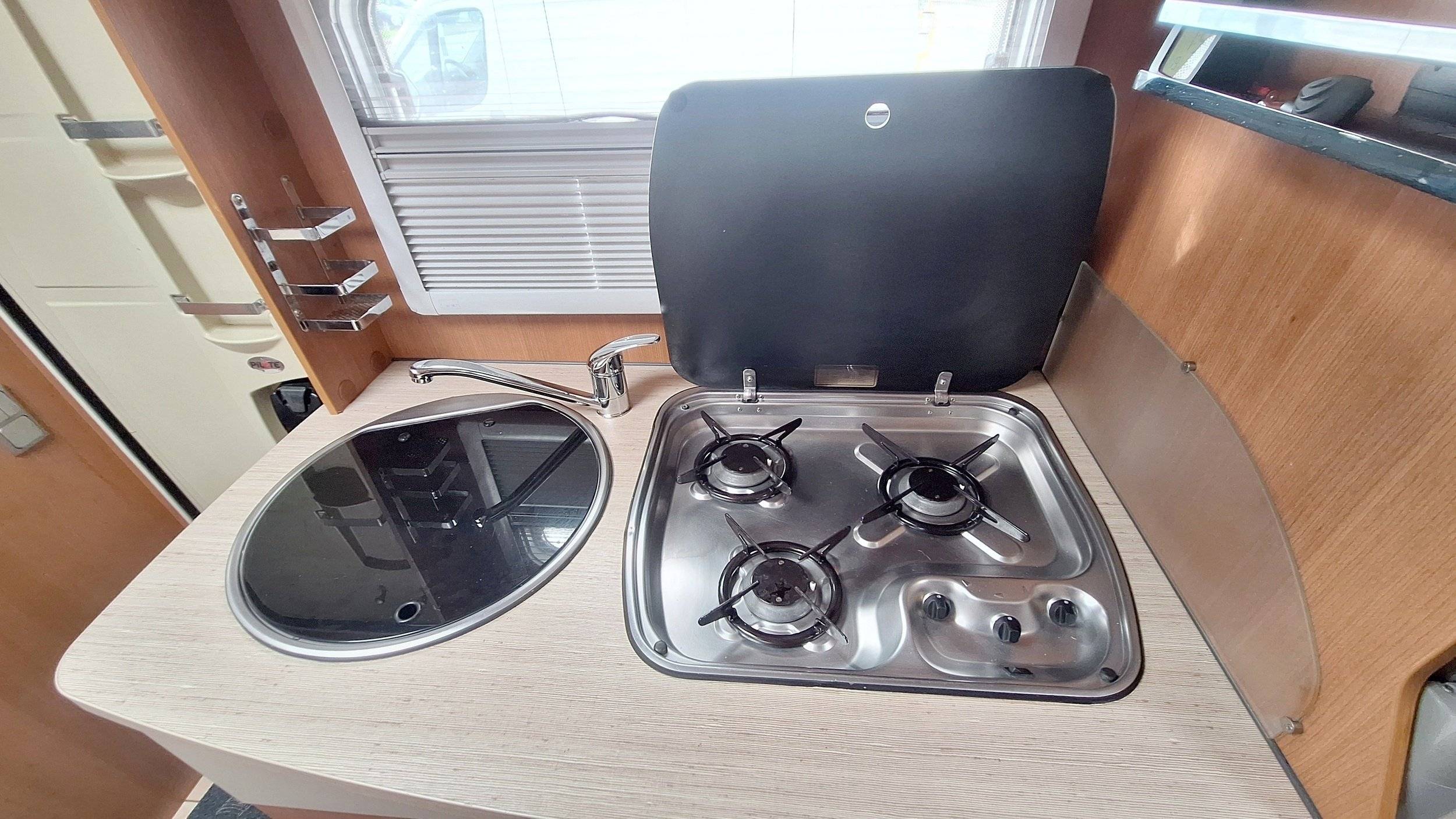 Pilote Aventura A-710