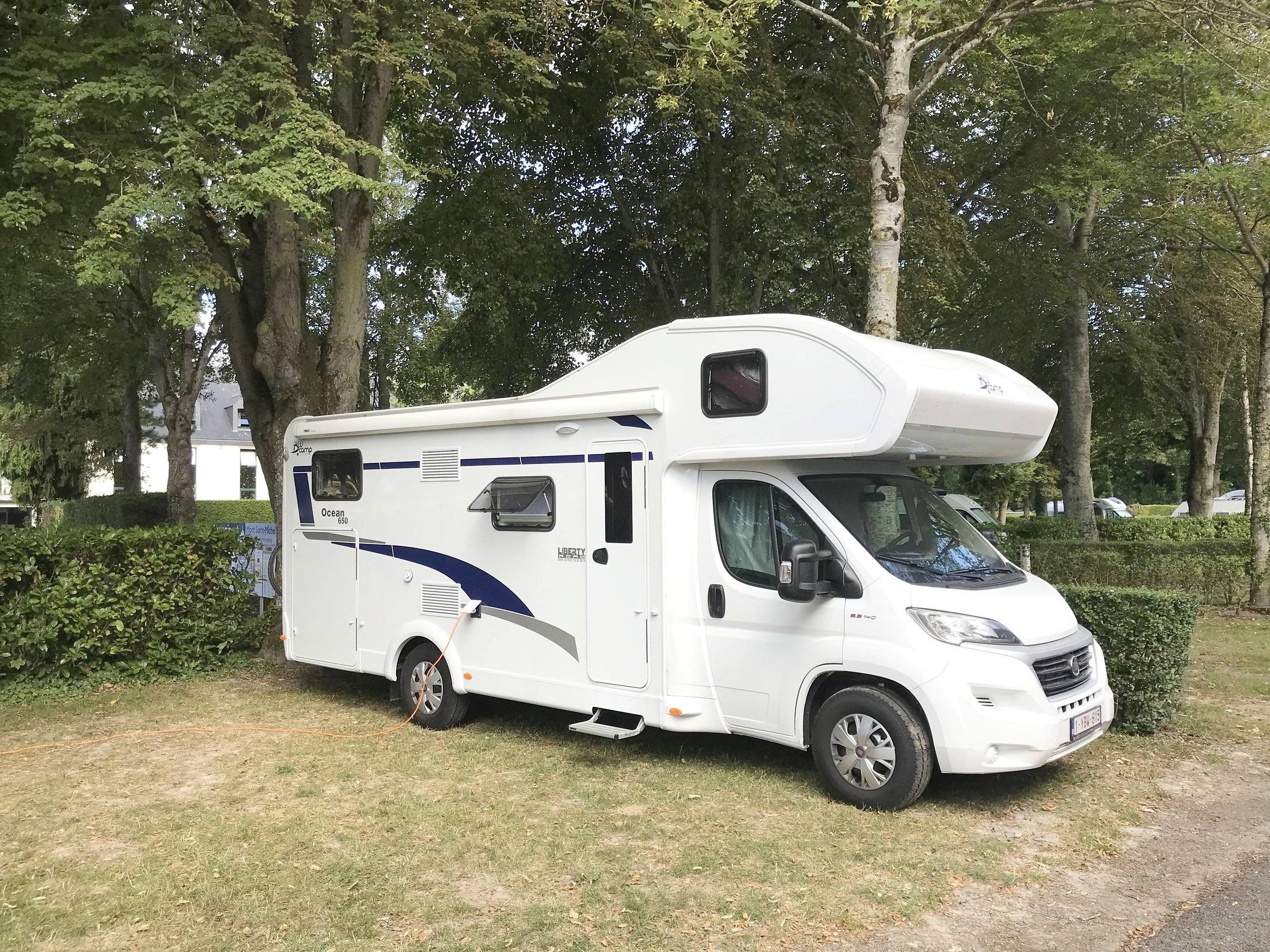schräge Vorderansicht Fiat Ducato - Yescapa
