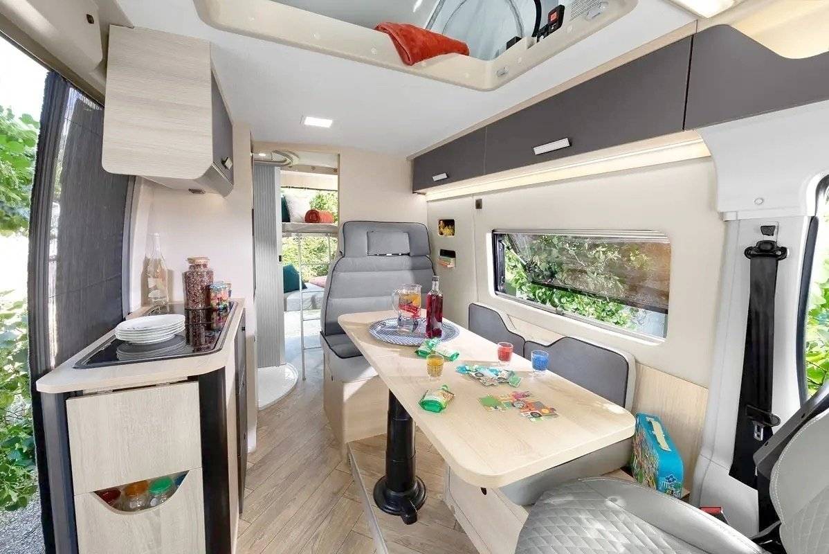 Challenger CHALLENGER F&S