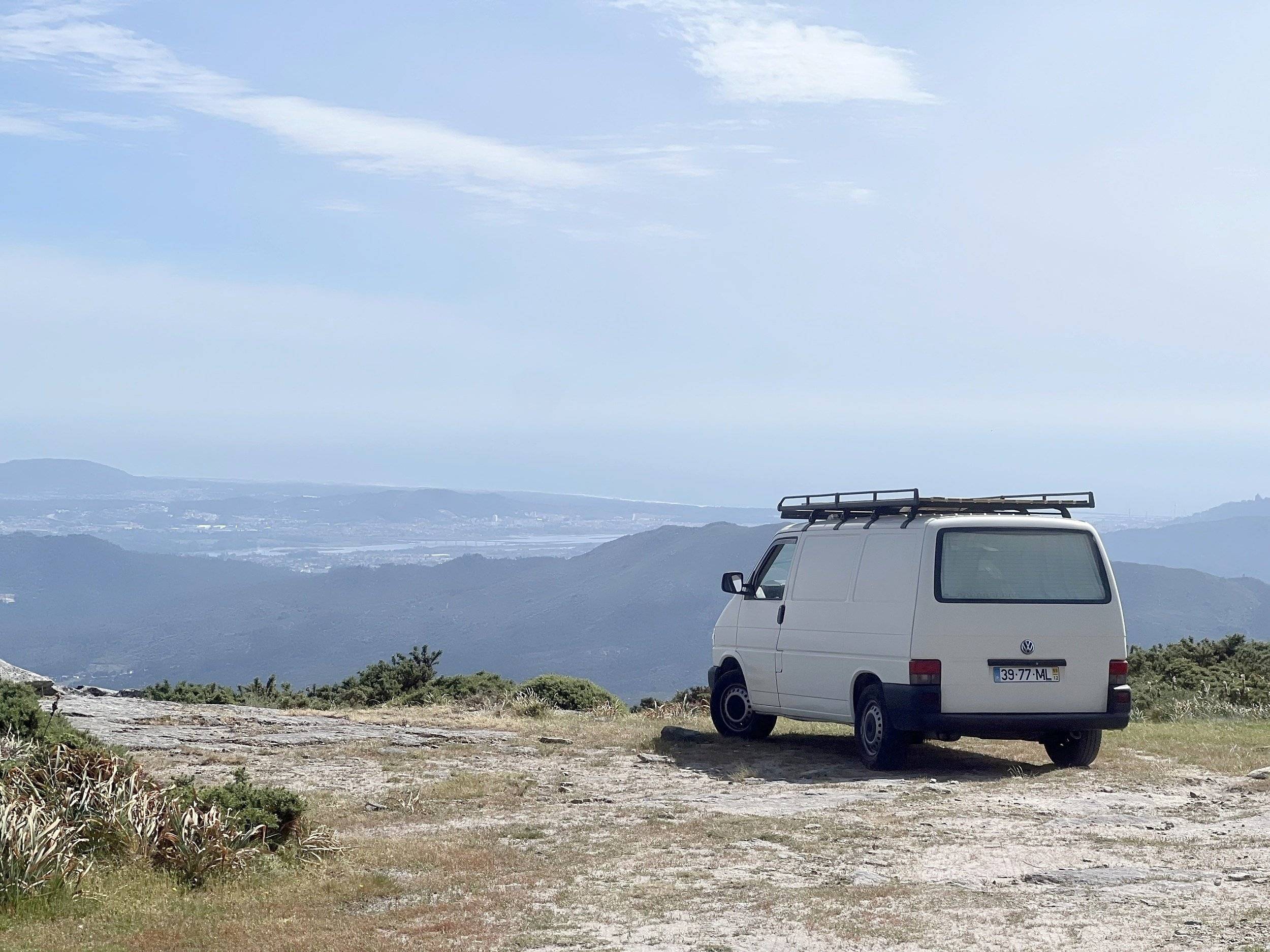 Alpes Camping-Car Transporter T4 2.4D