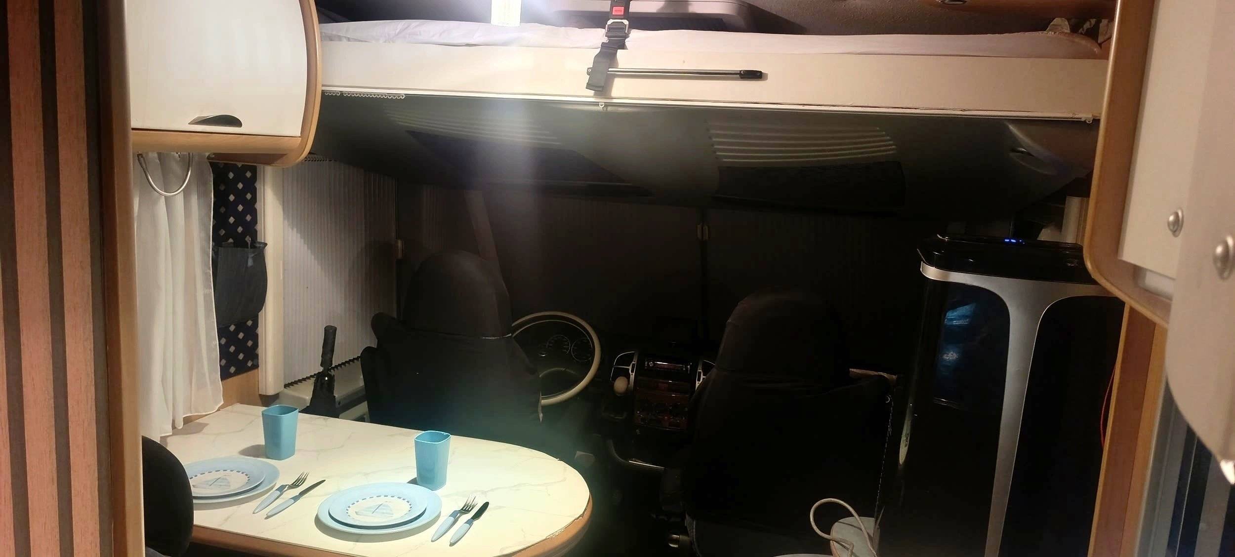 Bürstner I 690 Garage - Elégance