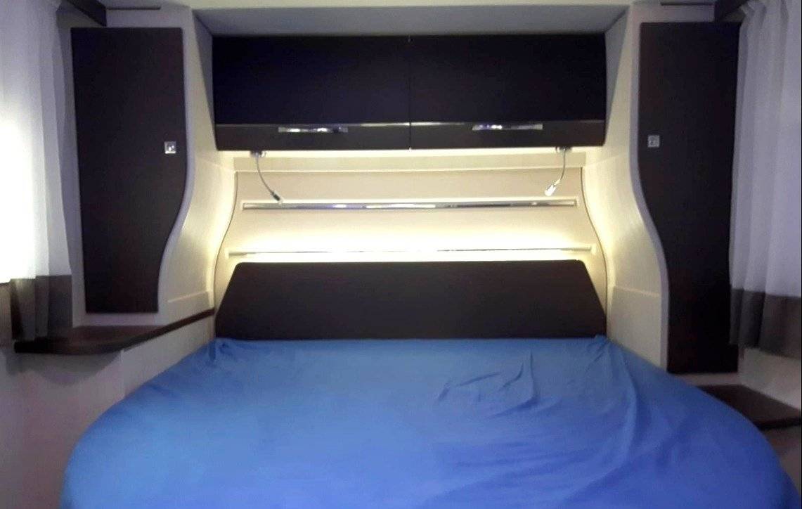 Slaapplaatsen Ford ford transit - Yescapa