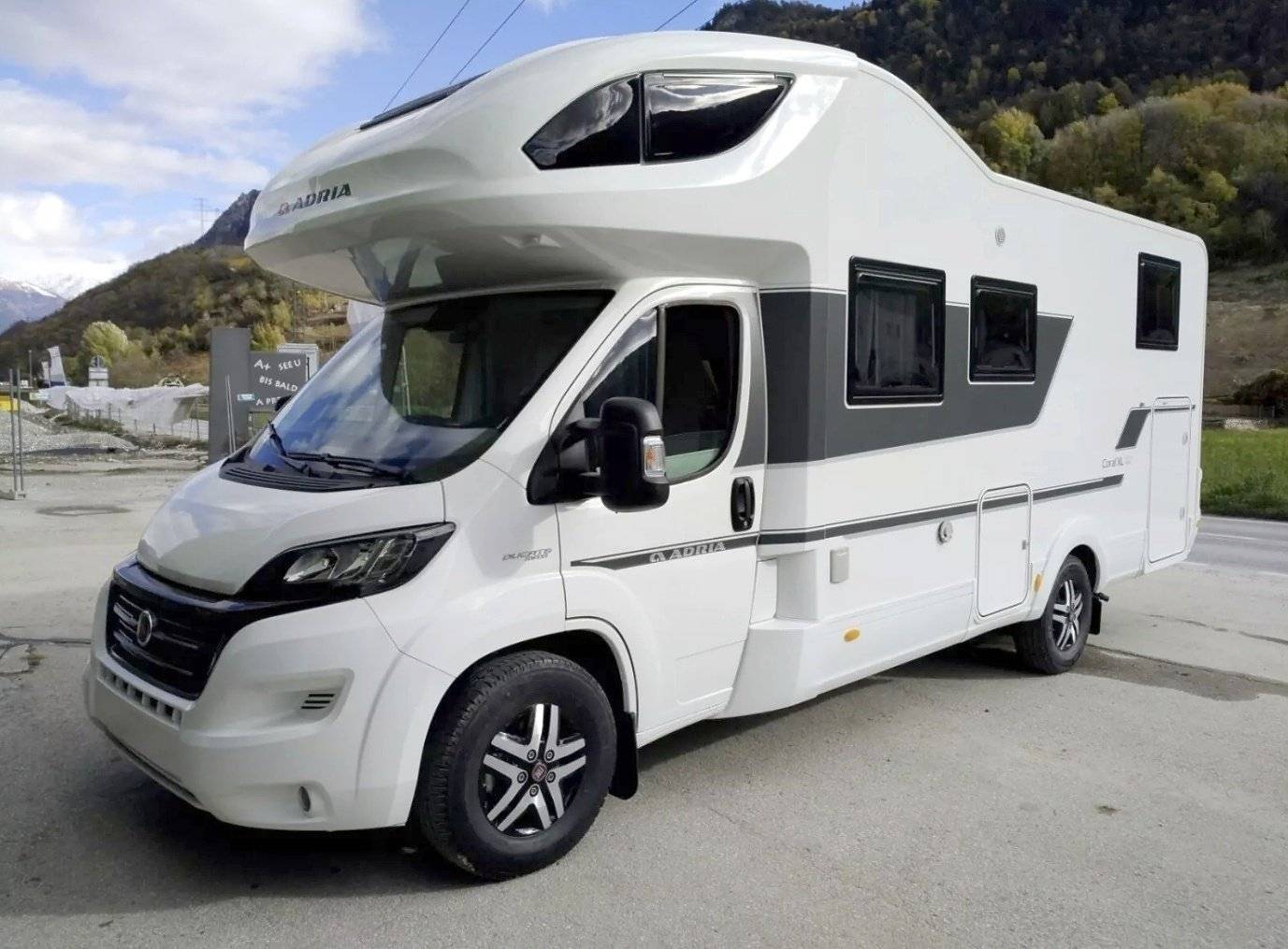 Adria ADRIA CORAL PLUS XL 670SL