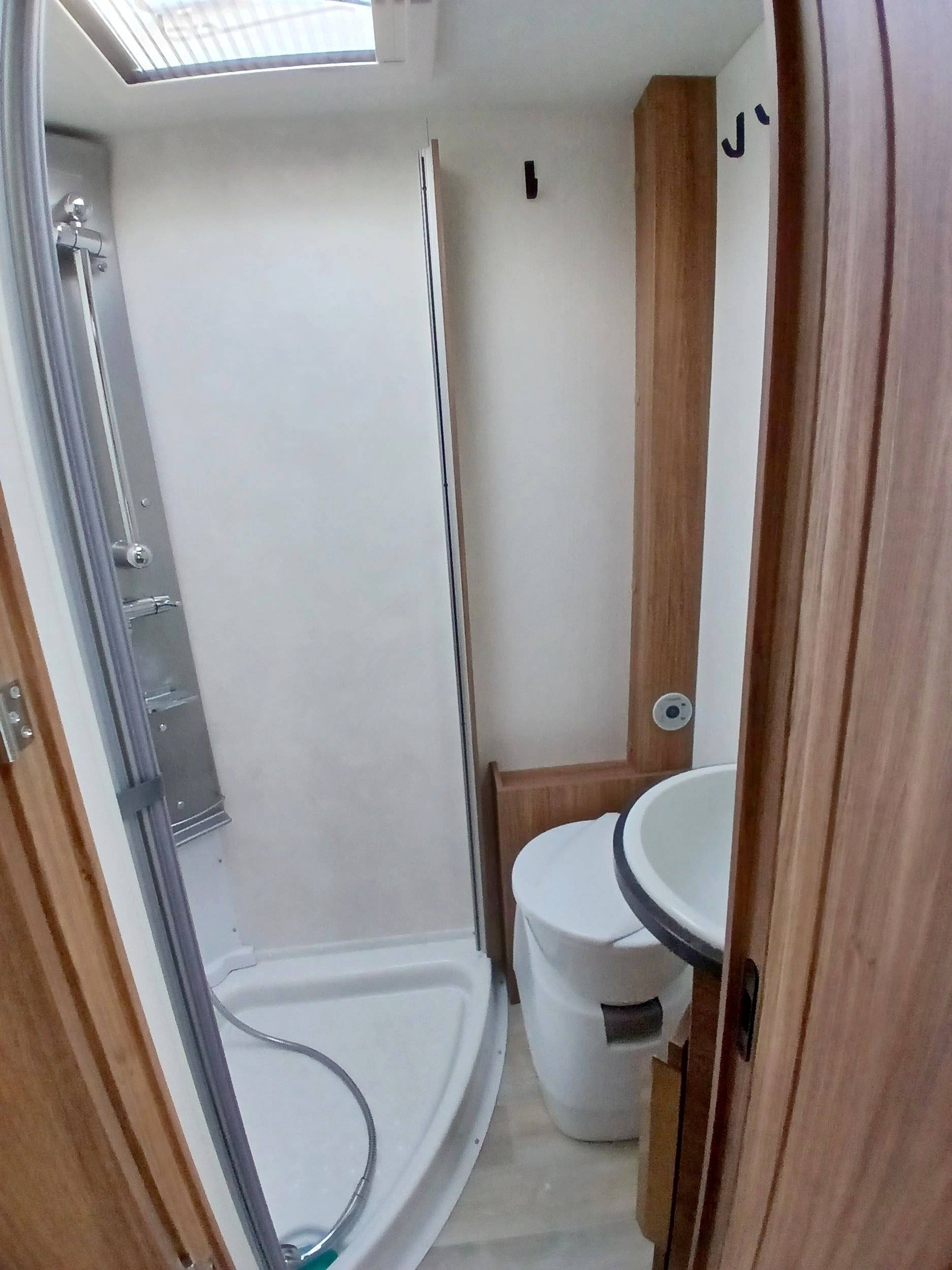 Pilote P 696 D Essentiel