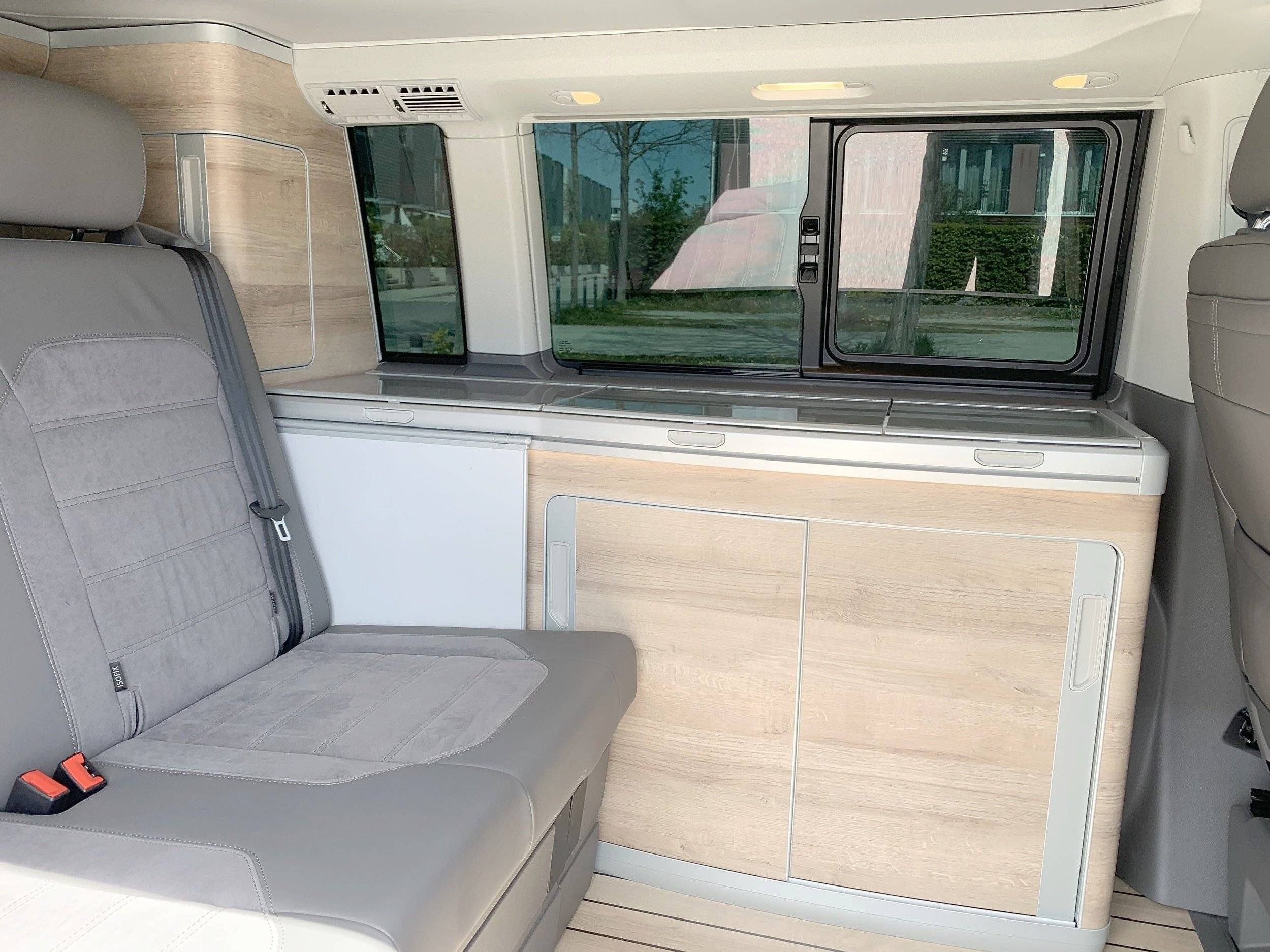 Volkswagen T6 CALIFORNIA COAST 150 DSG 4MOTION