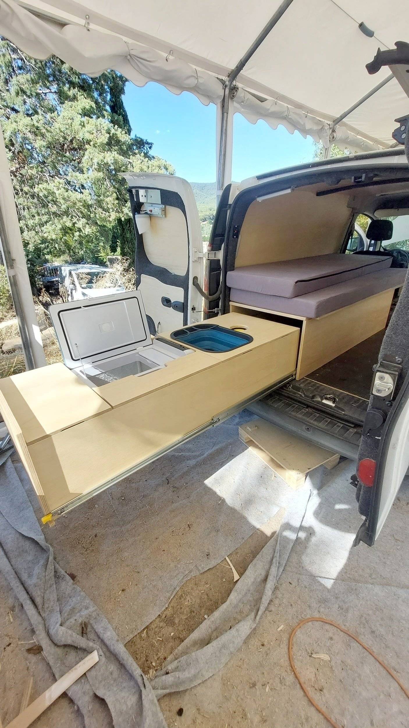 Coin repas Renault Kangoo Maxi - Yescapa