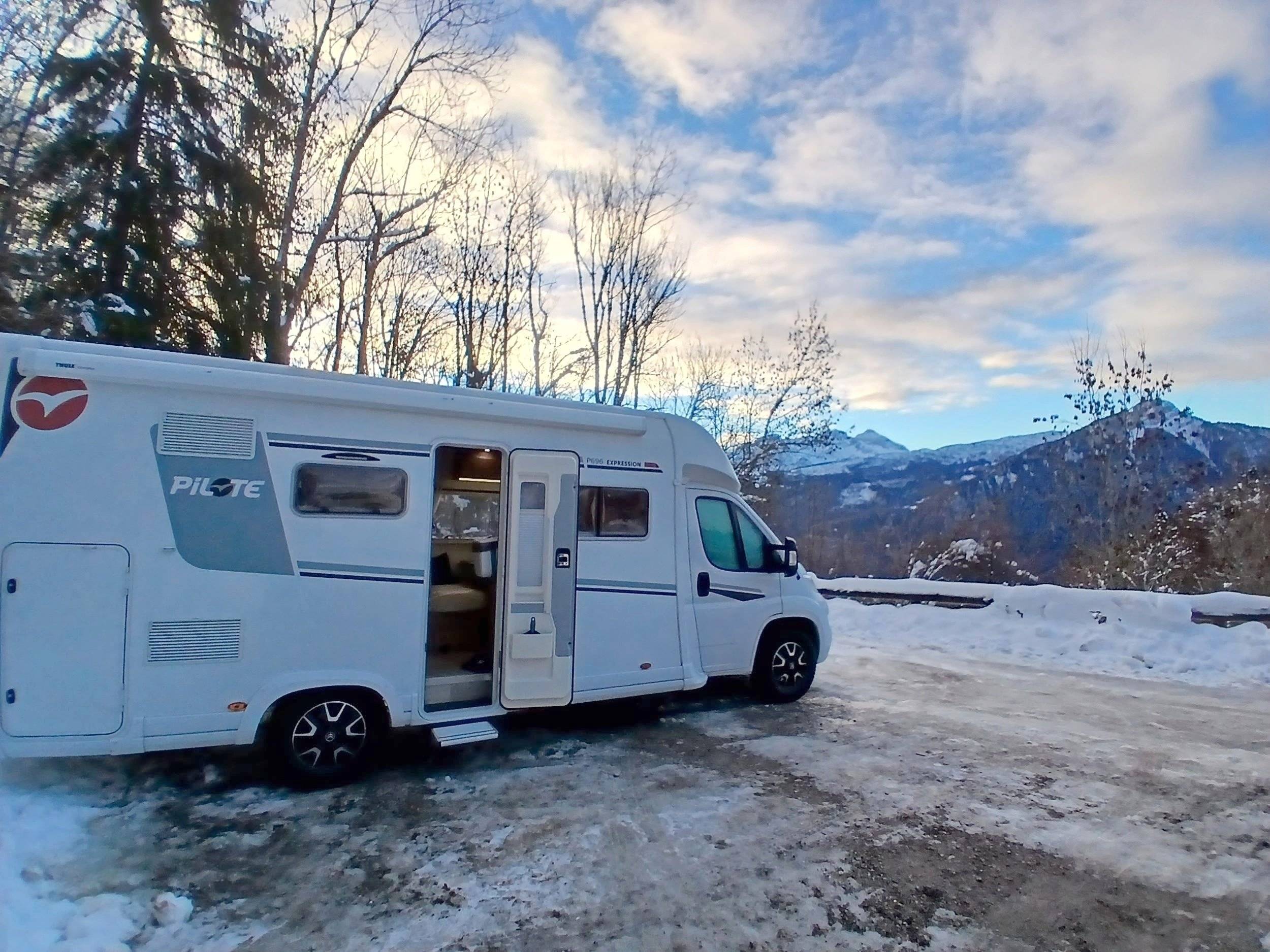 Pilote P 696 D Essentiel