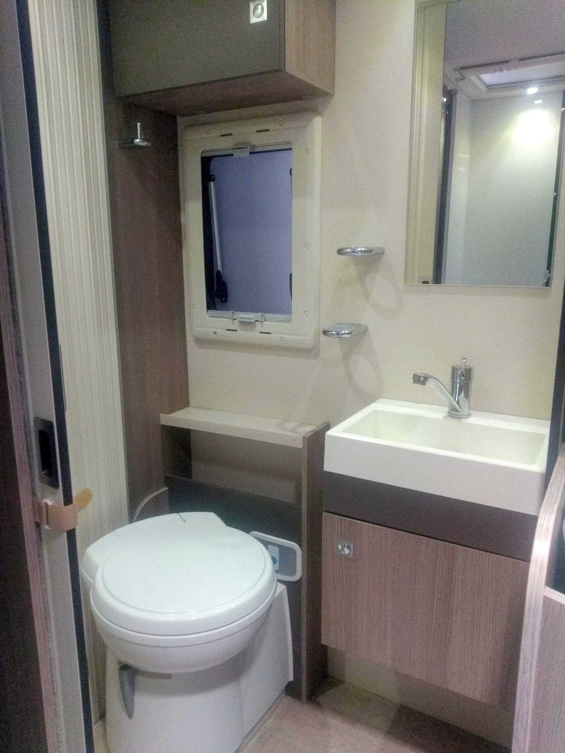 Challenger CHALLENGER GENESIS 33