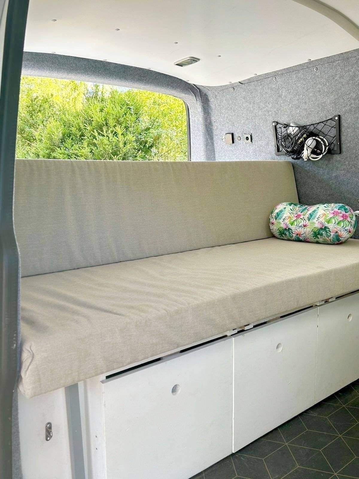 Volkswagen T5 2 l 140 ch