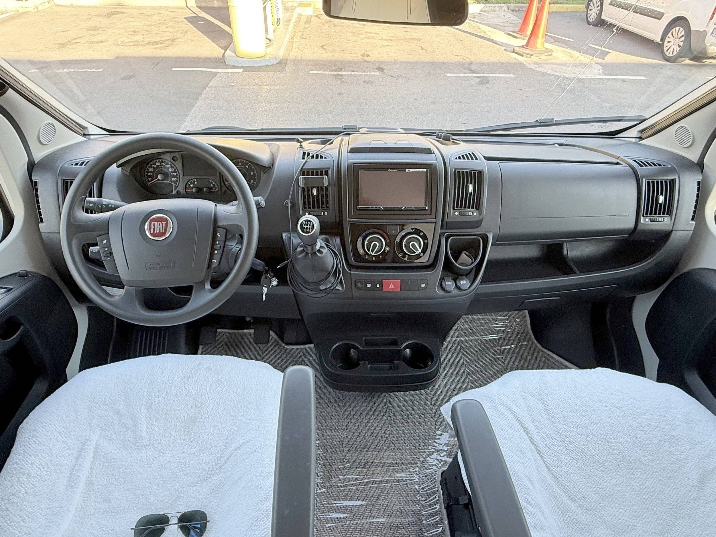 Mgp Véhicules Récréatifs Triostyle