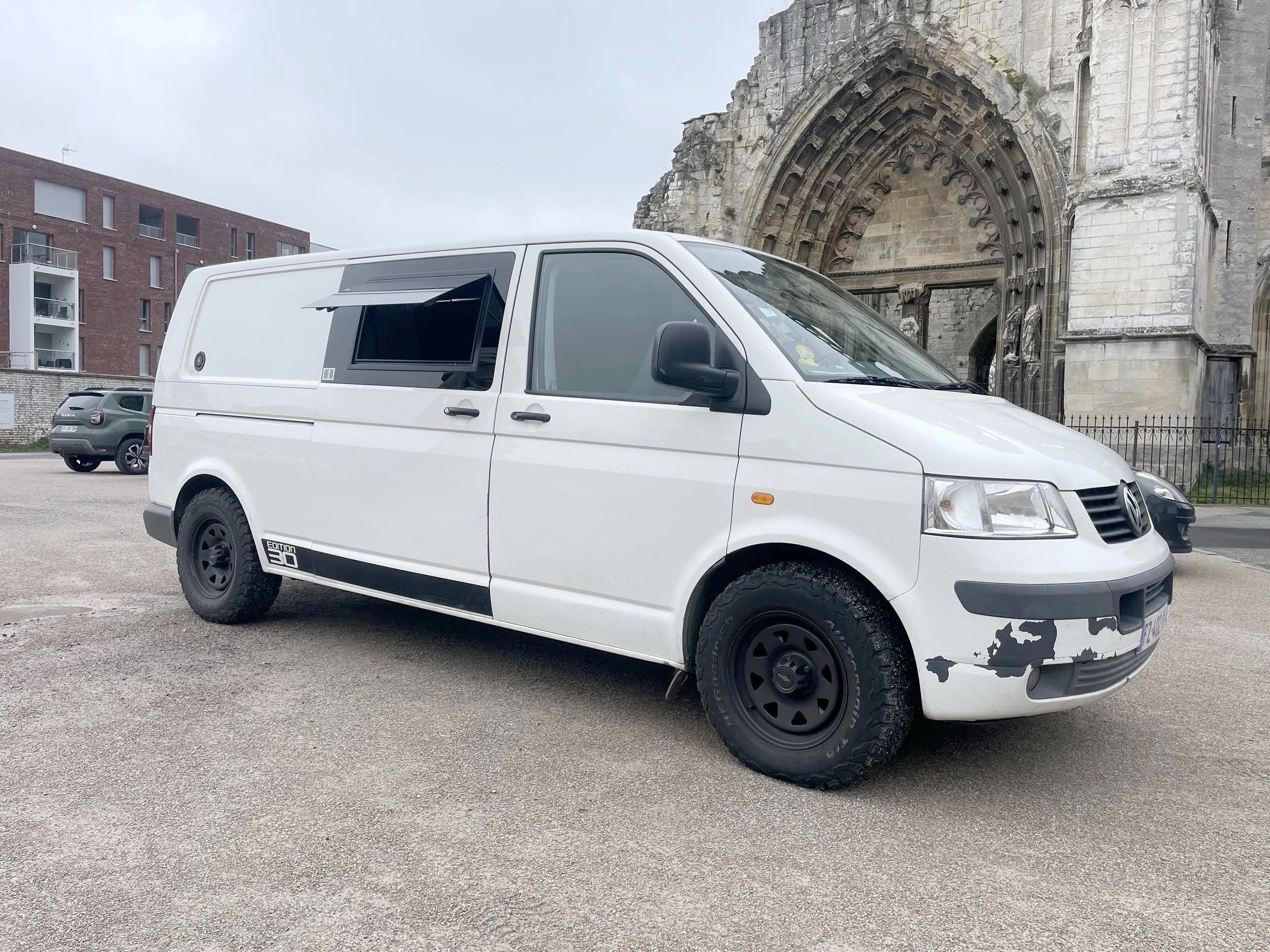 Volkswagen T5 2,5 l 130 ch