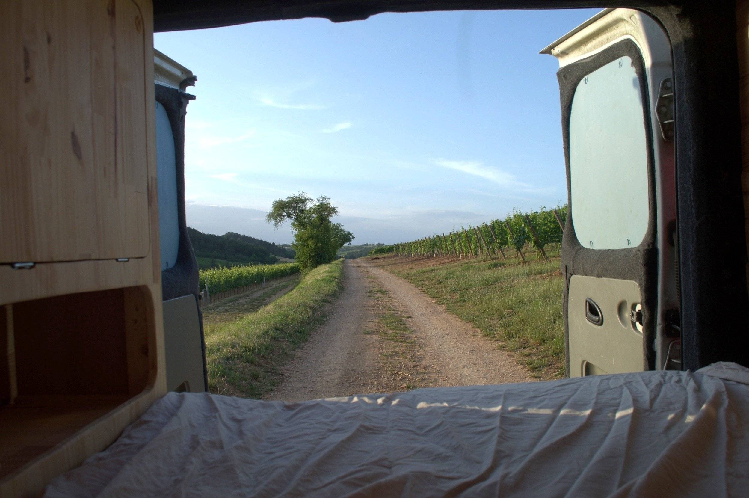 Berth Renault Trafic 2,0 l 90 ch - Yescapa