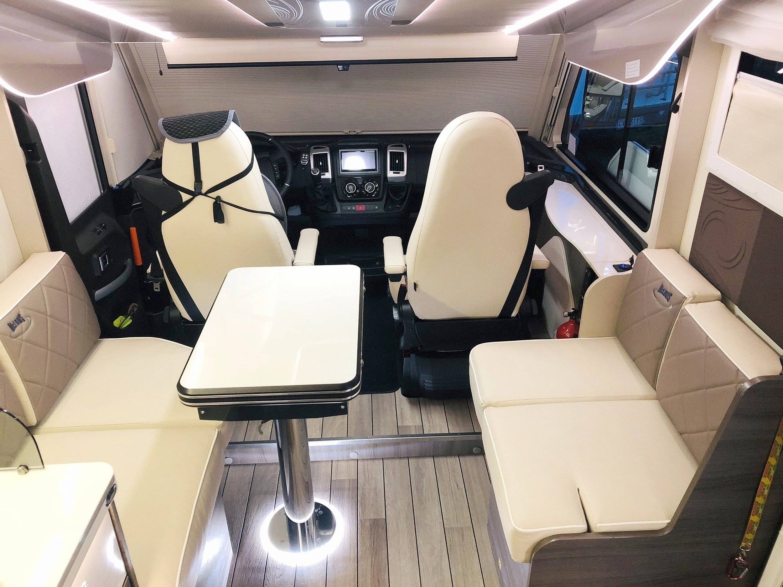 Dinette Fiat - Yescapa