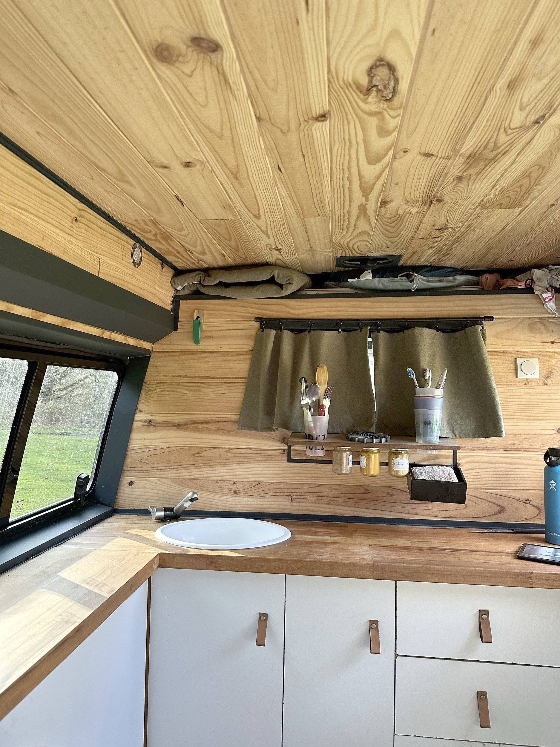 Volkswagen T5 2,0 l 140 ch