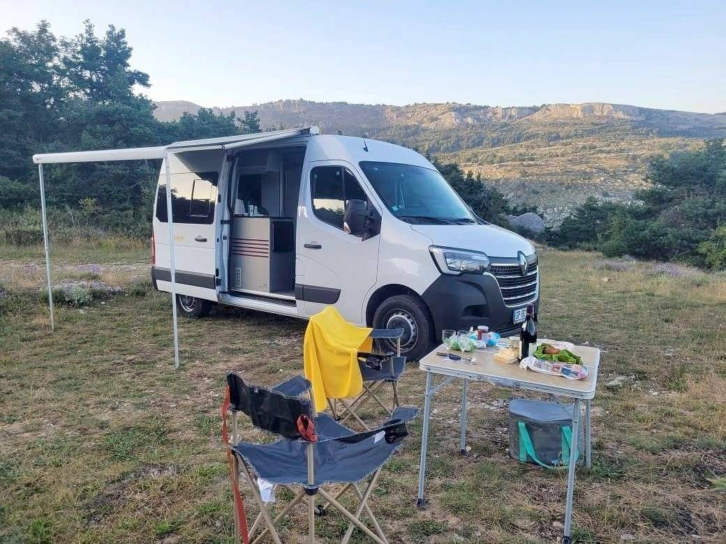 eastwander Renault master