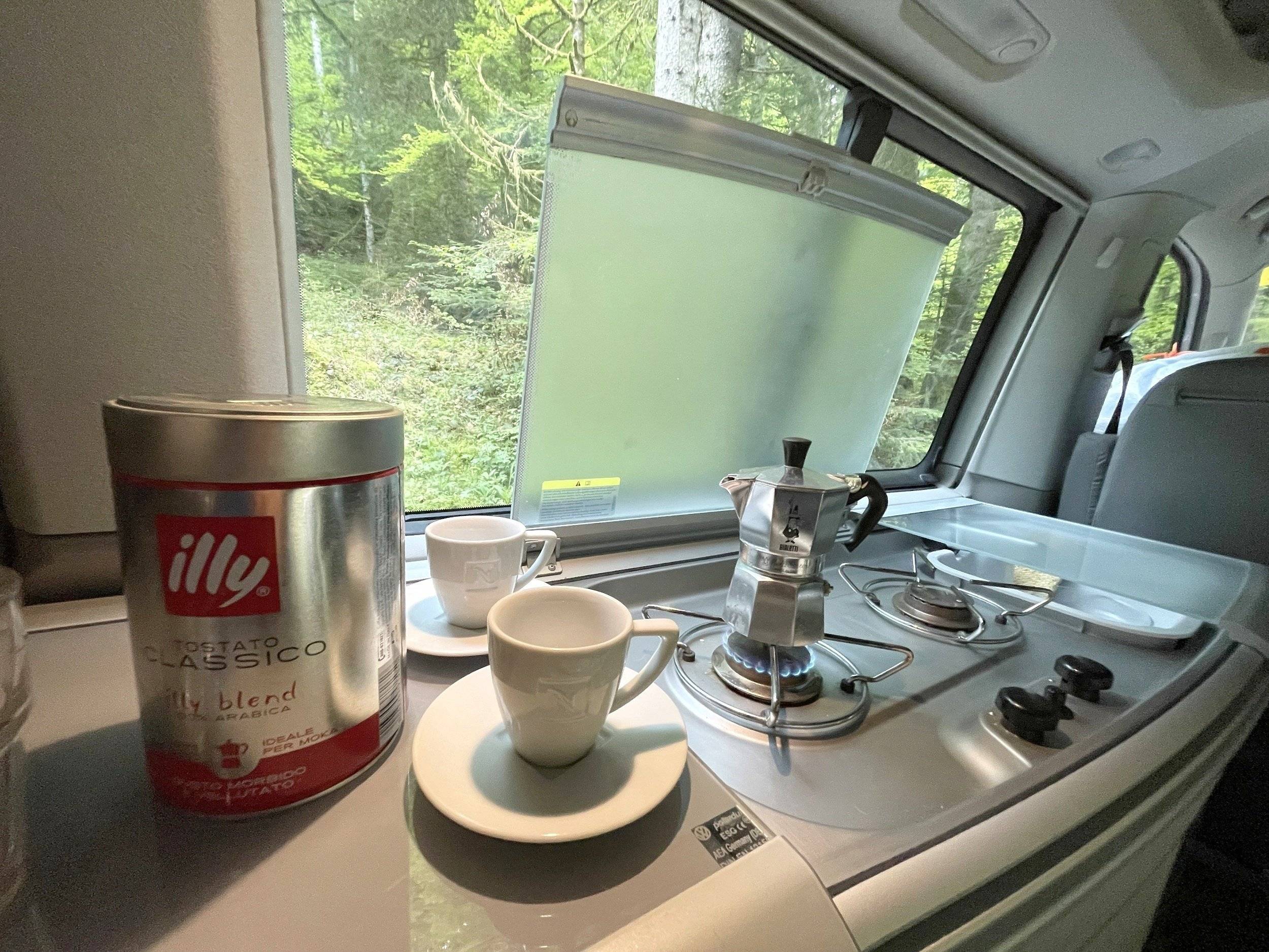 Volkswagen T6 California Coast