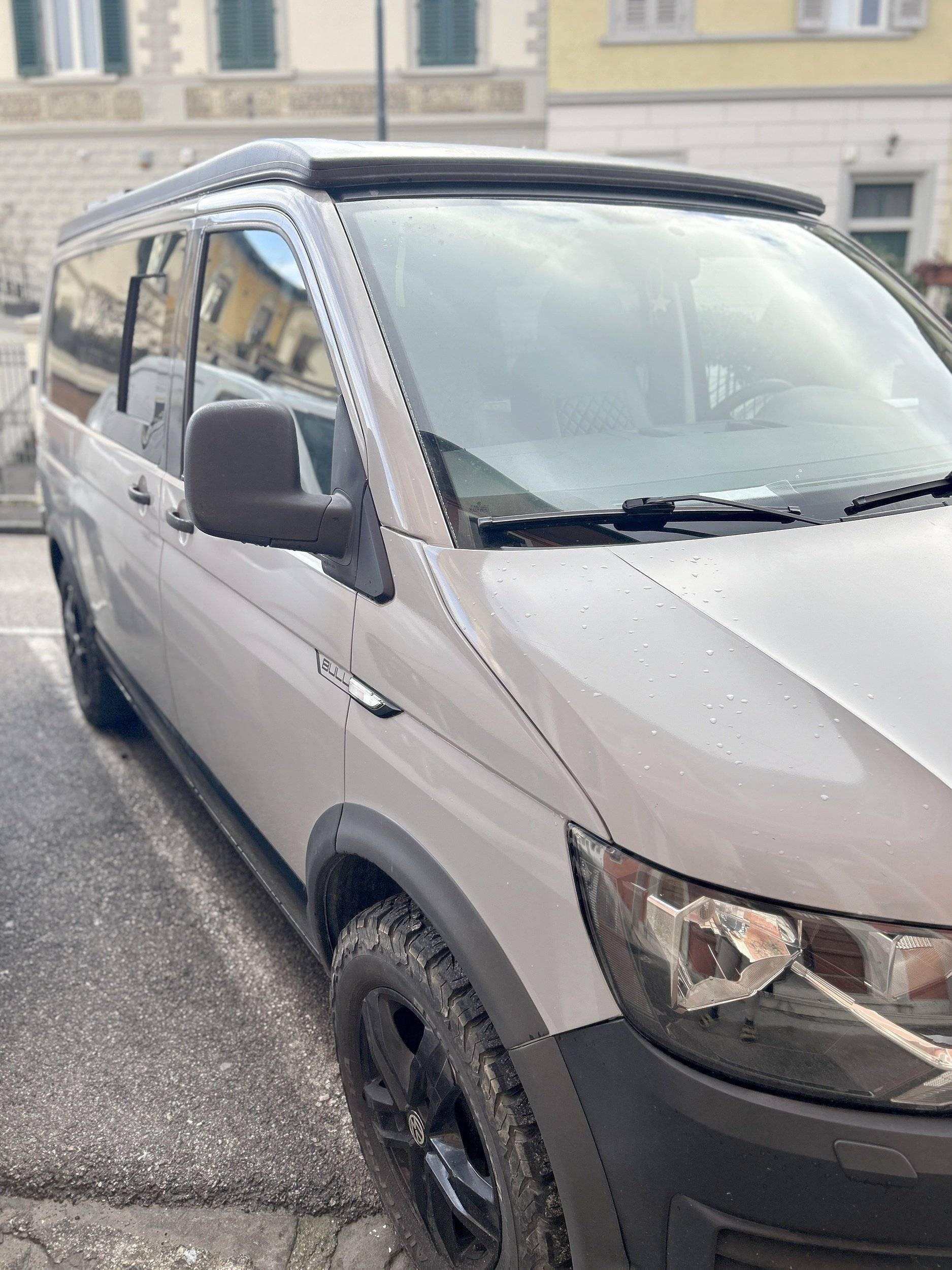 Volkswagen T5 2,0 l 84 ch