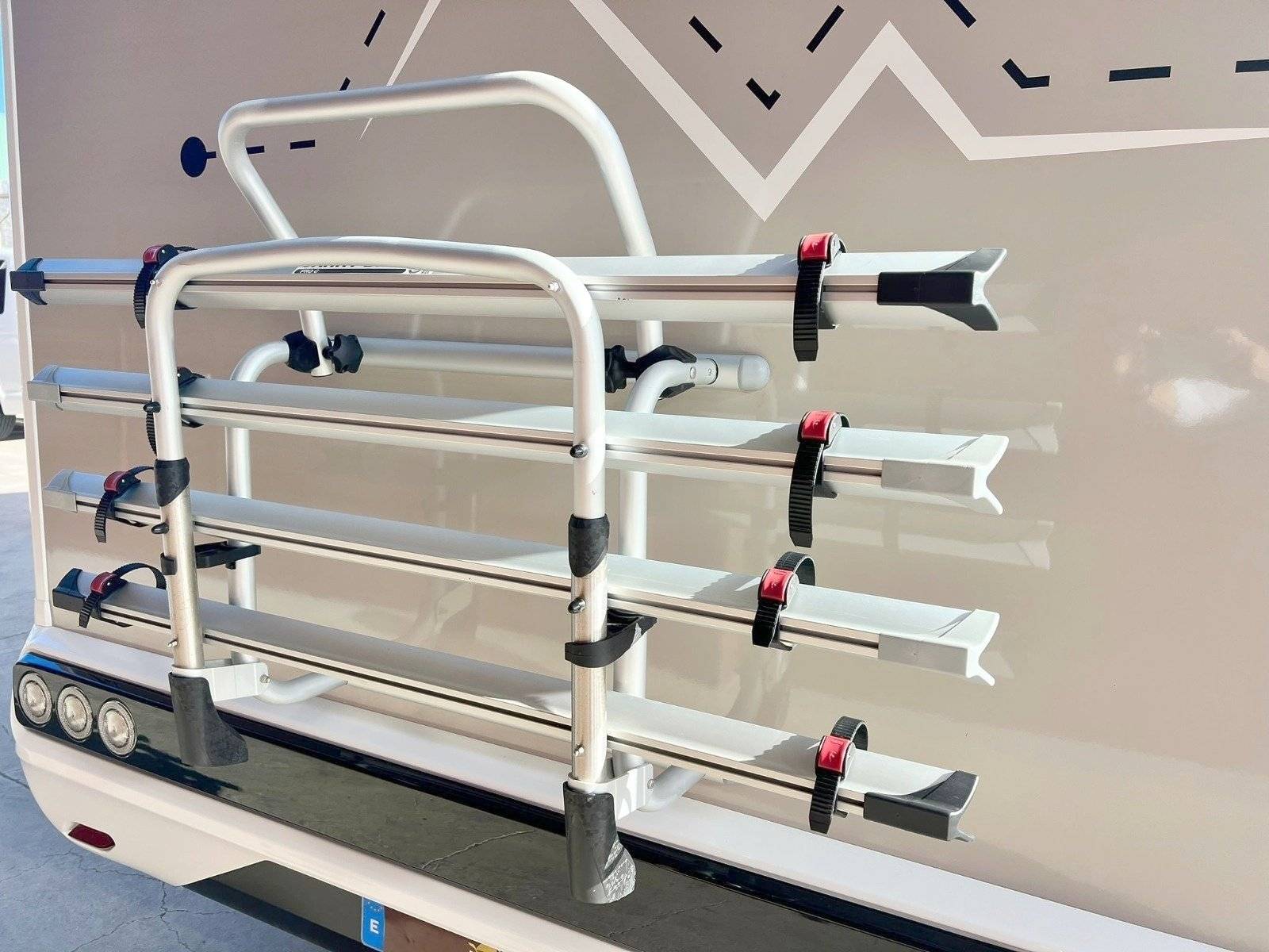 Challenger 380 GRAPHITE