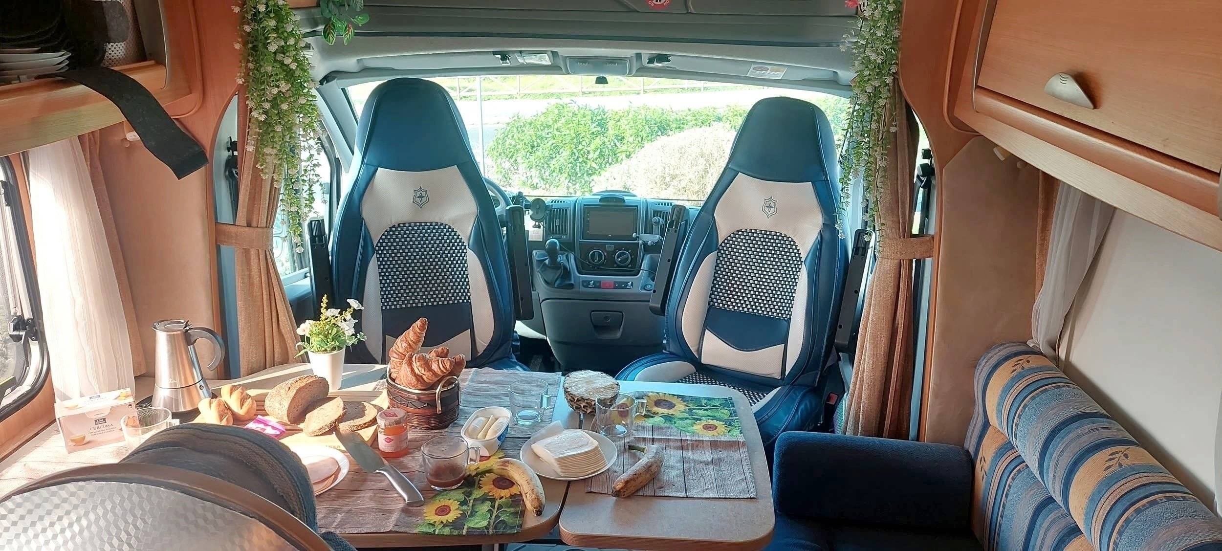 Dinette Fiat FIAT DUCATO - Yescapa