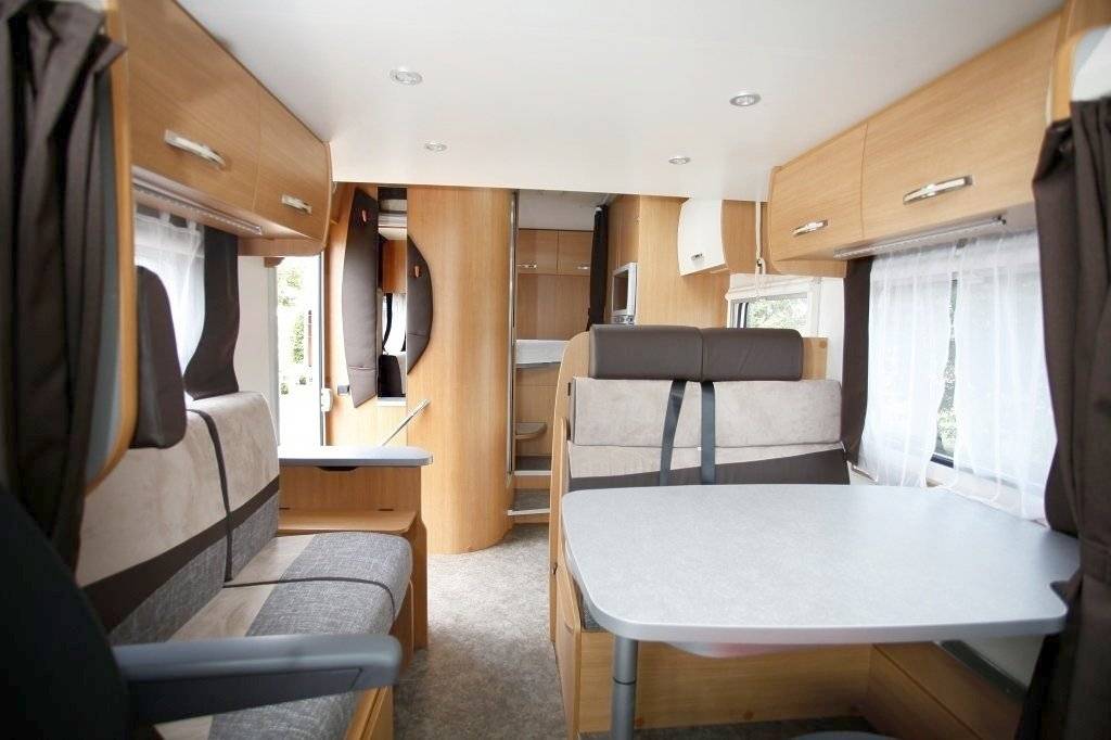 Comedor Iveco Daily 2,3 l 130 ch - Yescapa