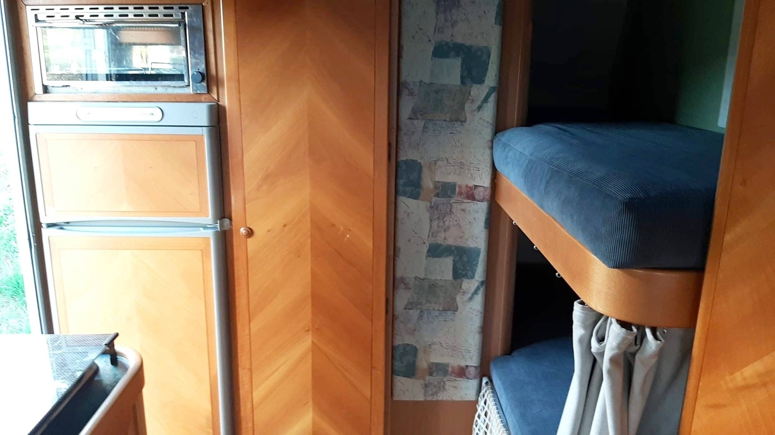 Schlafplätze Iveco daily 35.12 - Yescapa