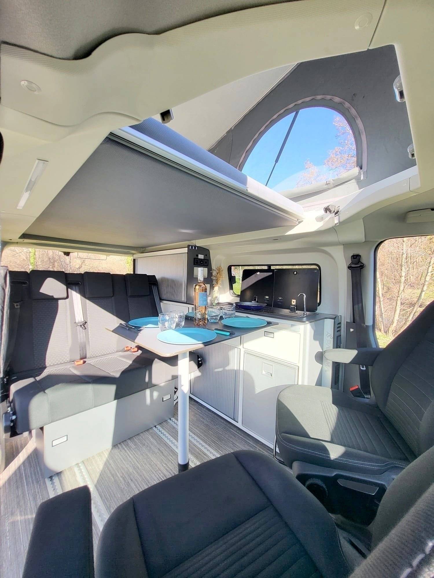 Ford Custom 2,0 l 130 ch