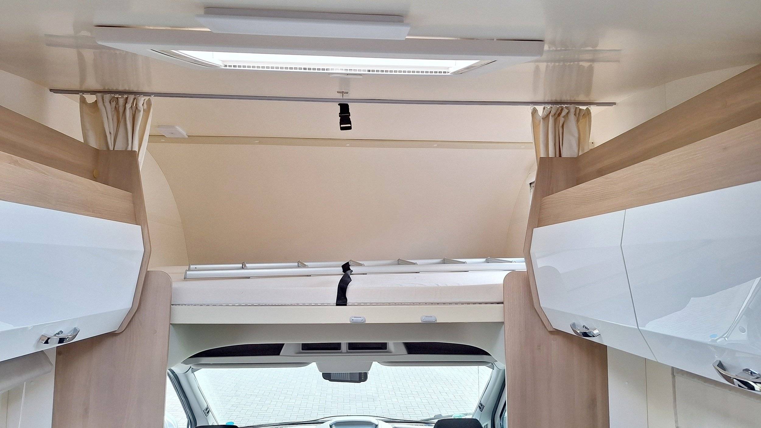 Berth Ford - Yescapa