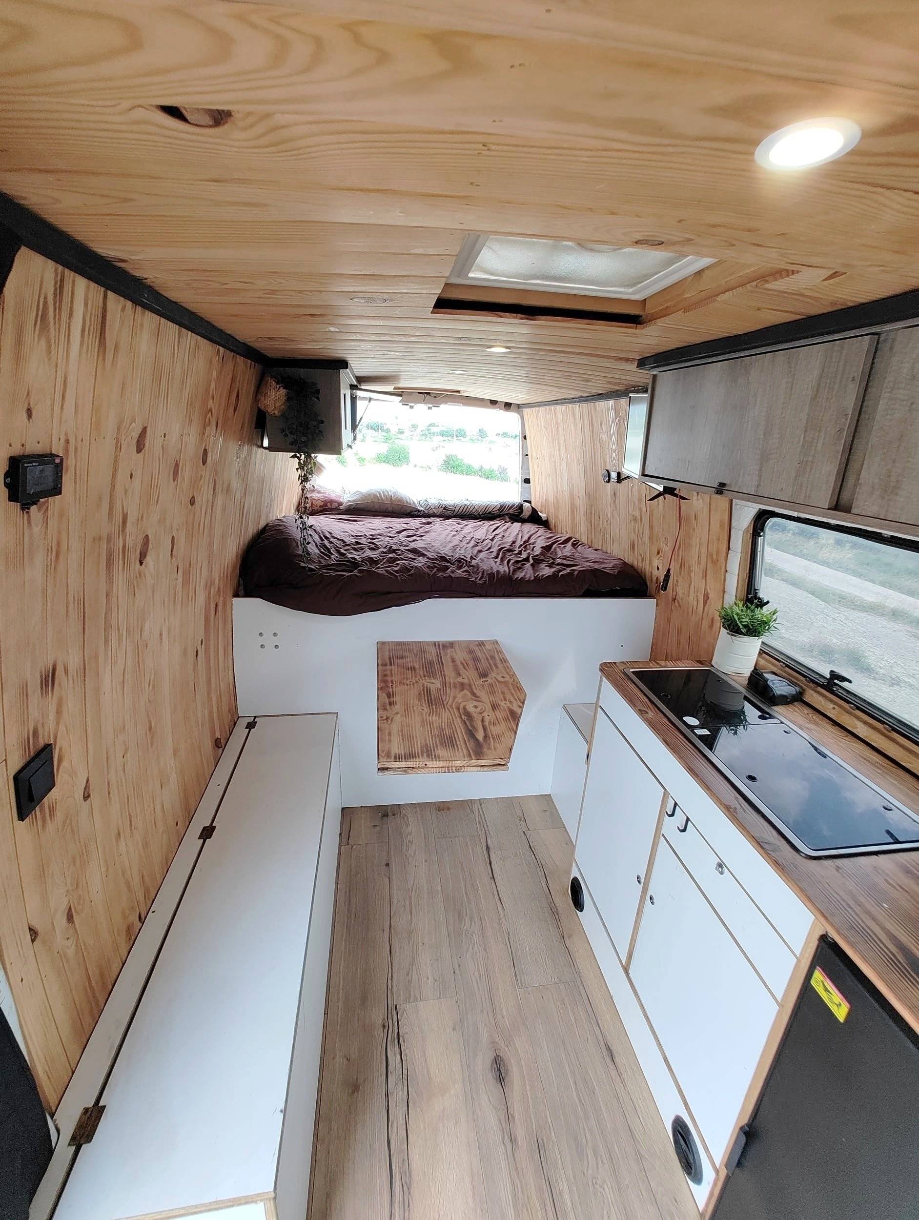 Camper Track Van