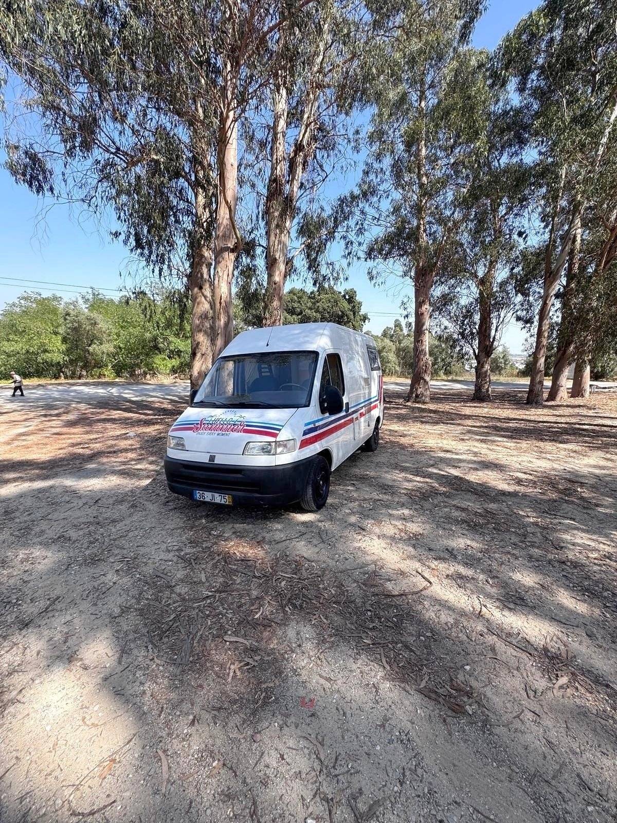 Front view from 3/4 Fiat FIAT DUCATO - Yescapa