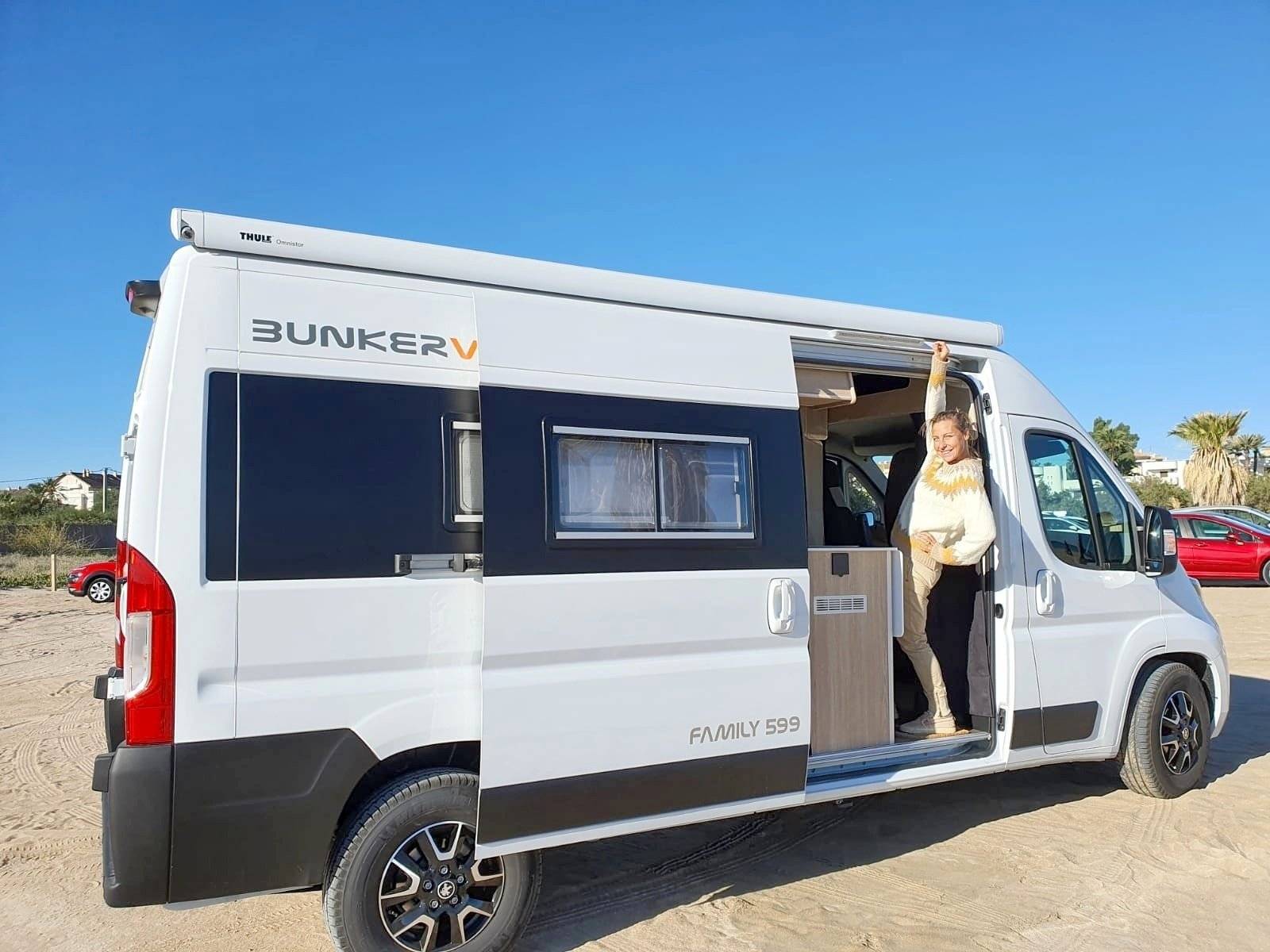 Bunkervan Family 599