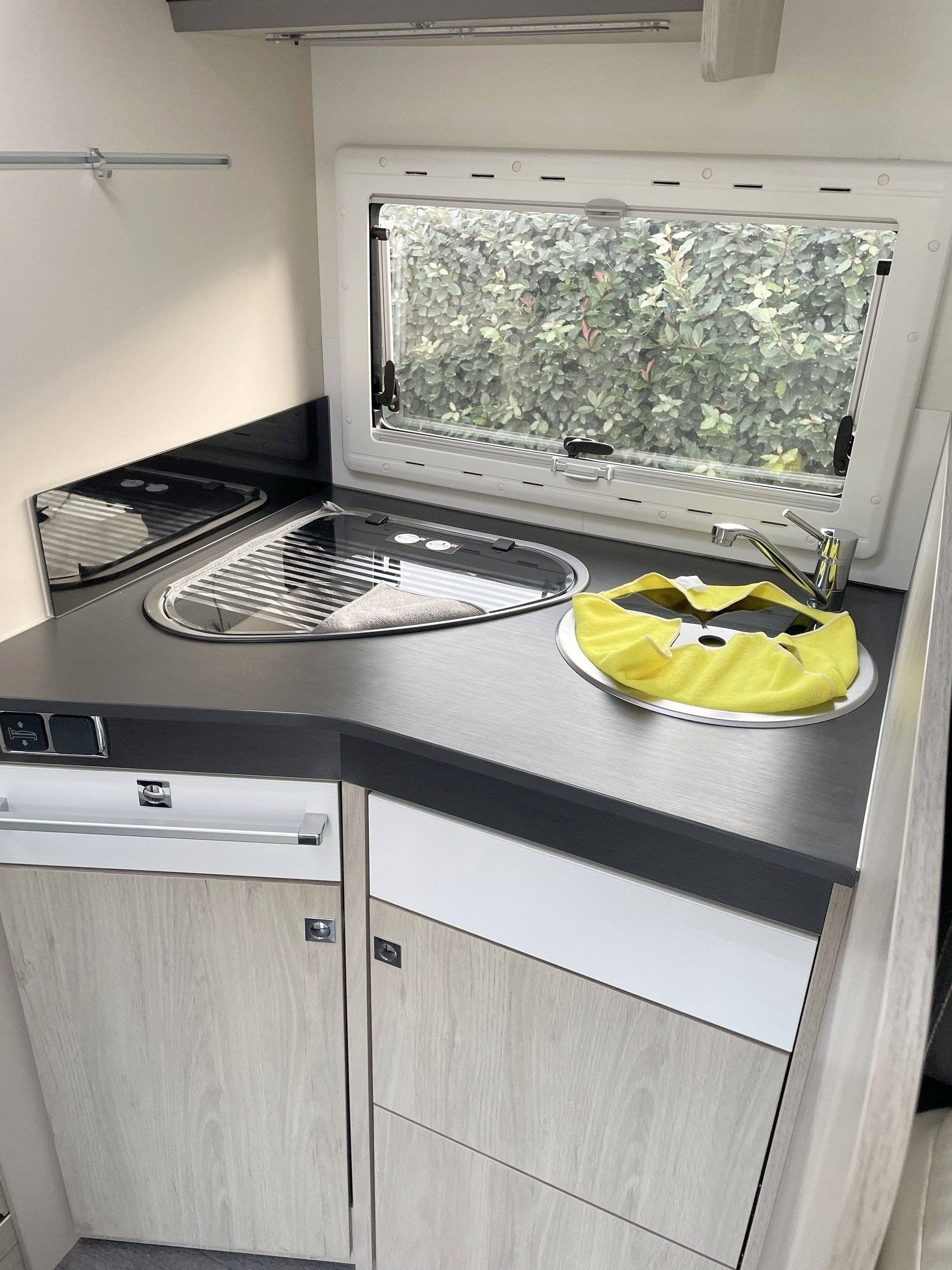 Chausson 02 Max Prestige