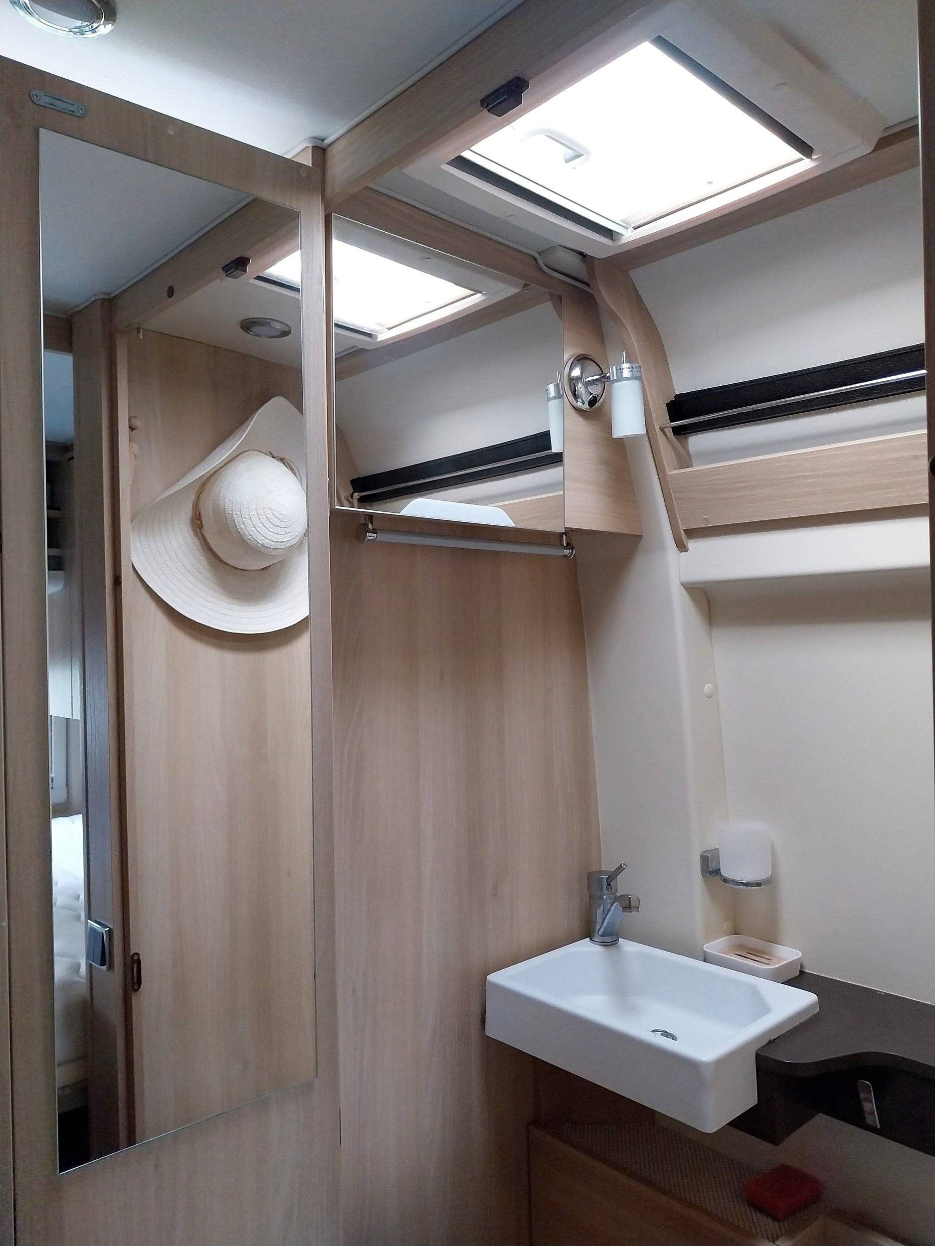 Campérêve MAGELLAN 643