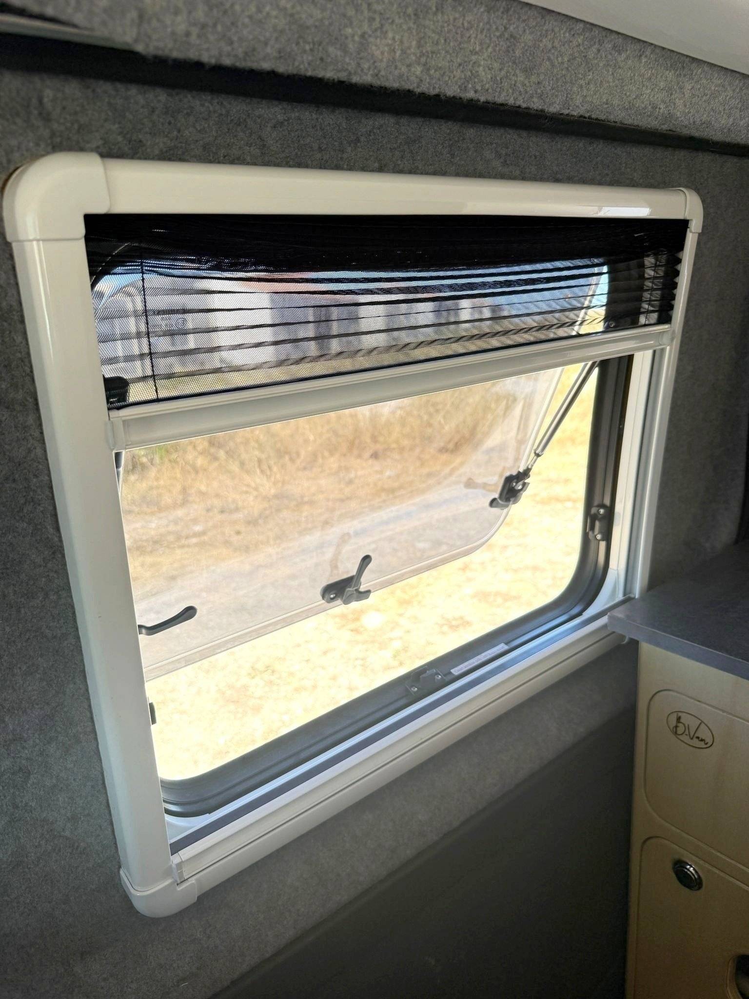 Aménagement personnel RENAULT TRAFIC III 145 GRAND CONFORT ENERGY