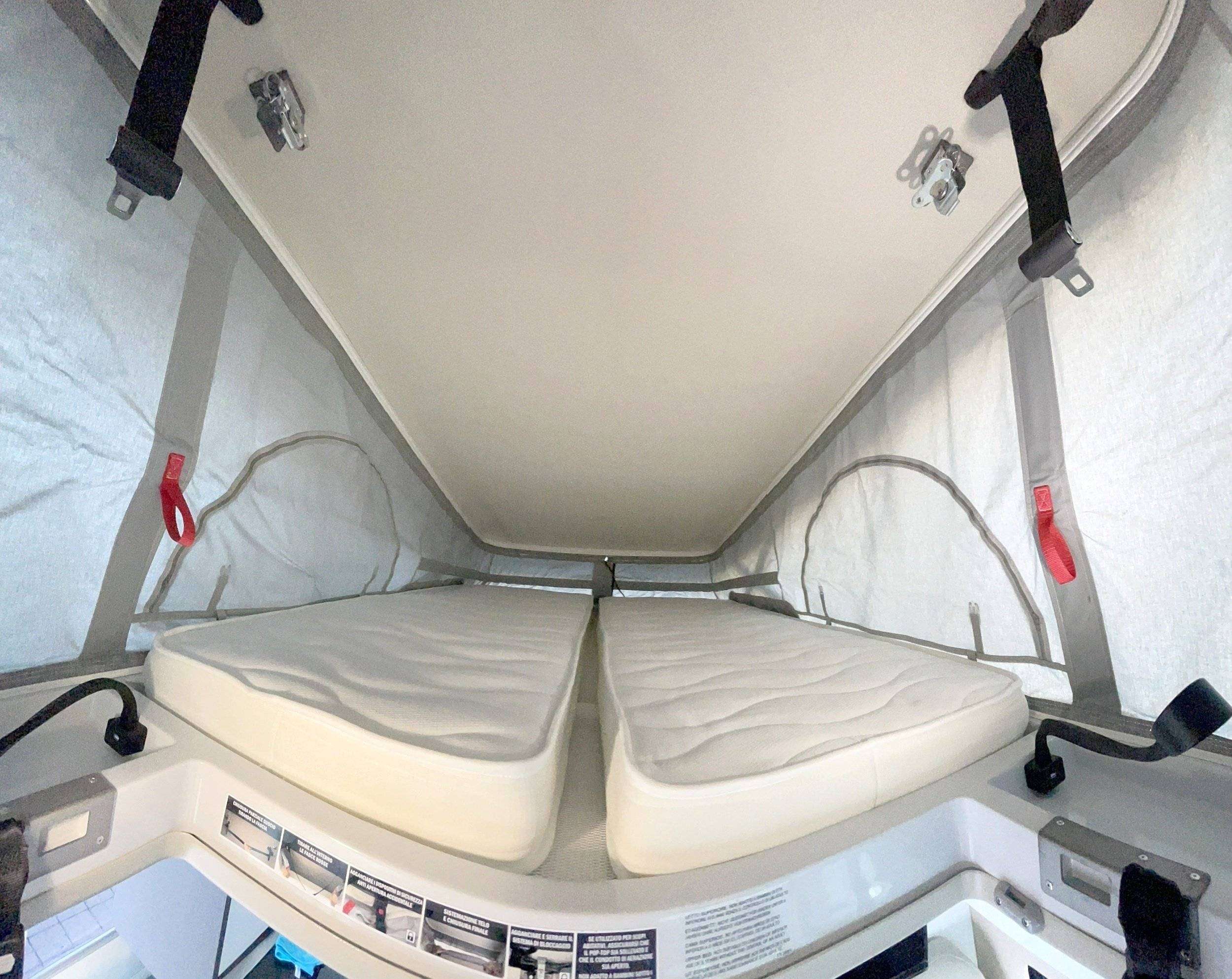 Mclouis Mclouis menfys 3 sline