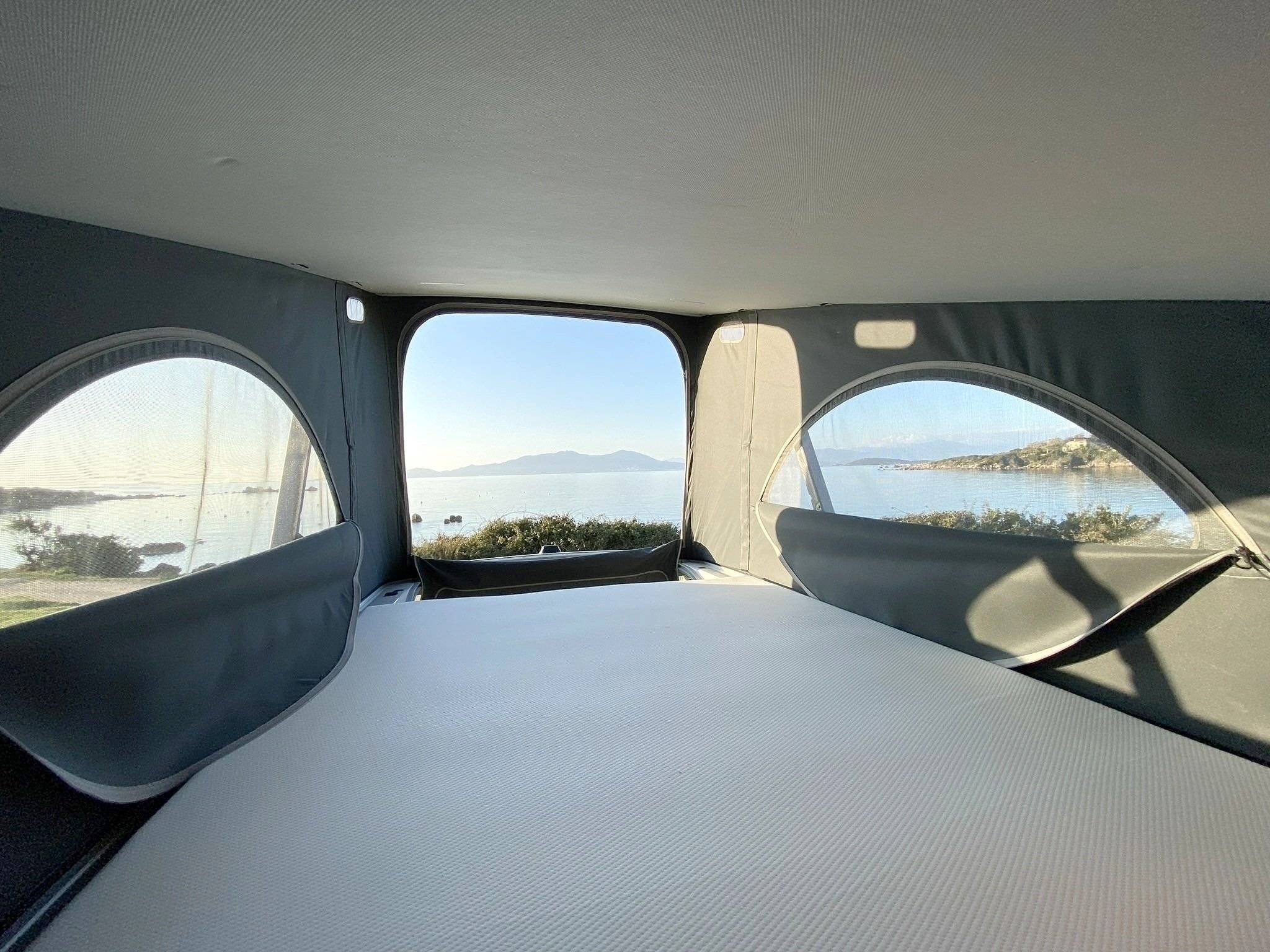 Couchages Volkswagen T6 2,0 l TDI 150 ch - Yescapa