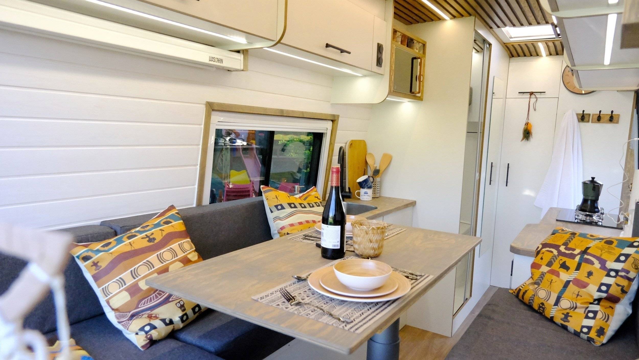 TGE3 180CV L4H4 4X4 MAN